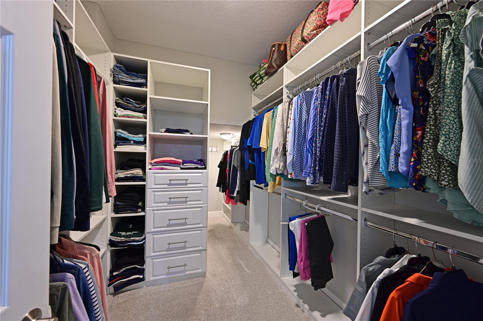 Listing photo id 13 for 4979 60th Avenue Circle E