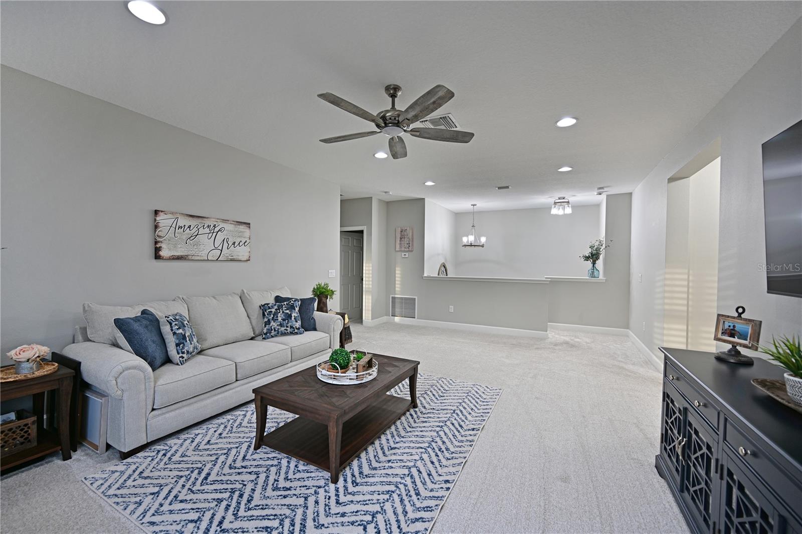 Listing photo id 25 for 4979 60th Avenue Circle E