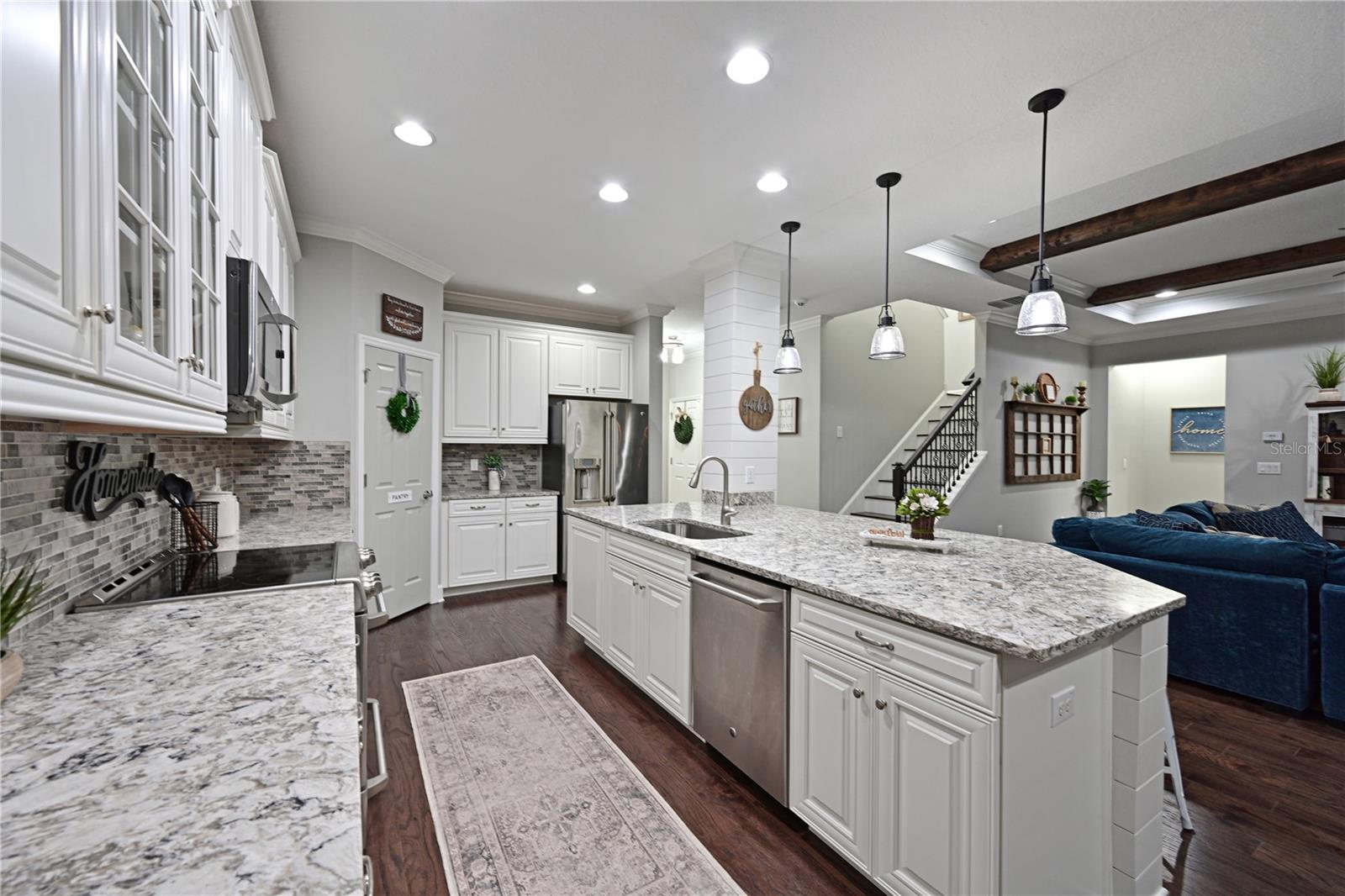 Listing photo id 28 for 4979 60th Avenue Circle E