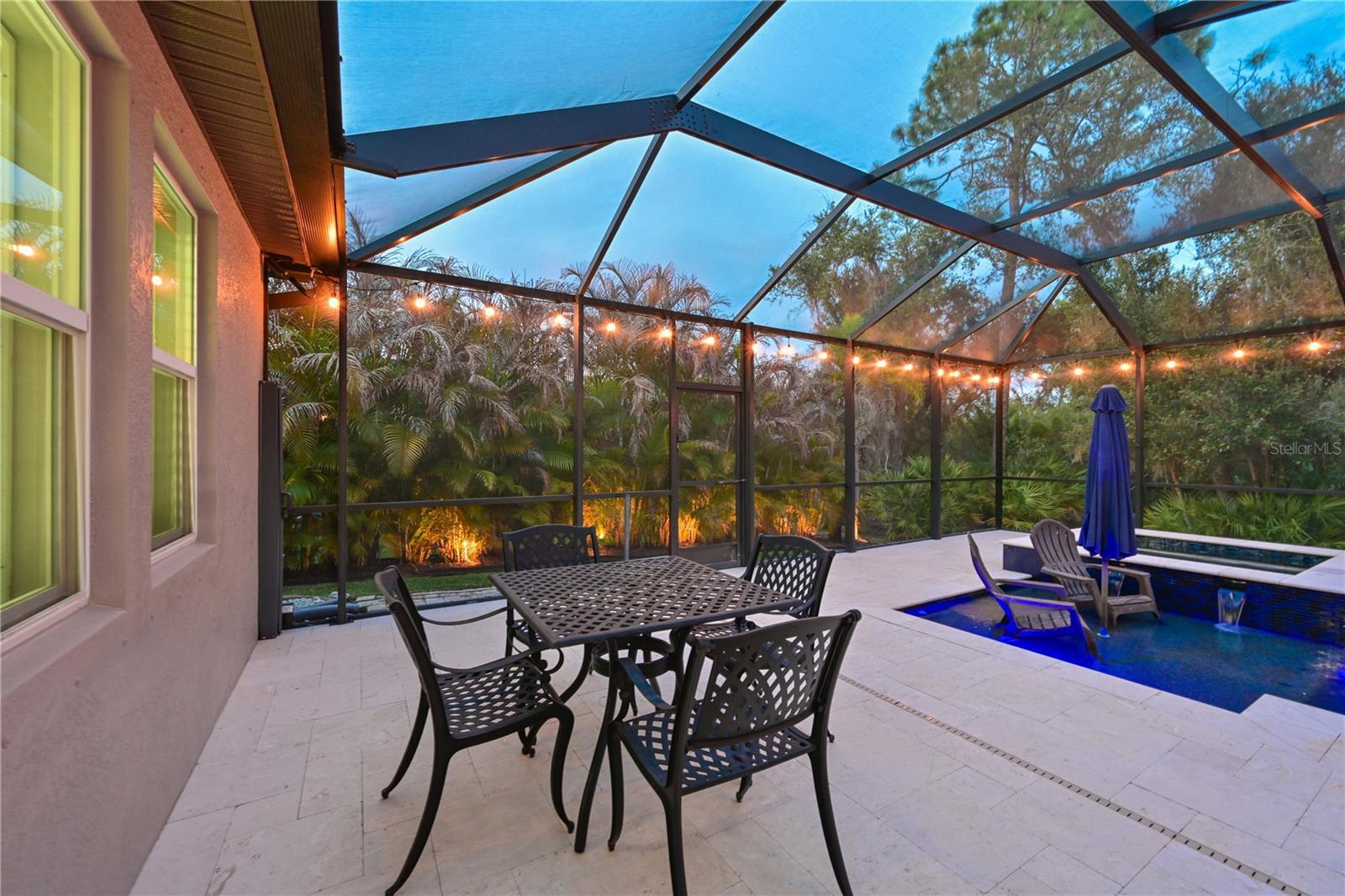 Listing photo id 33 for 4979 60th Avenue Circle E