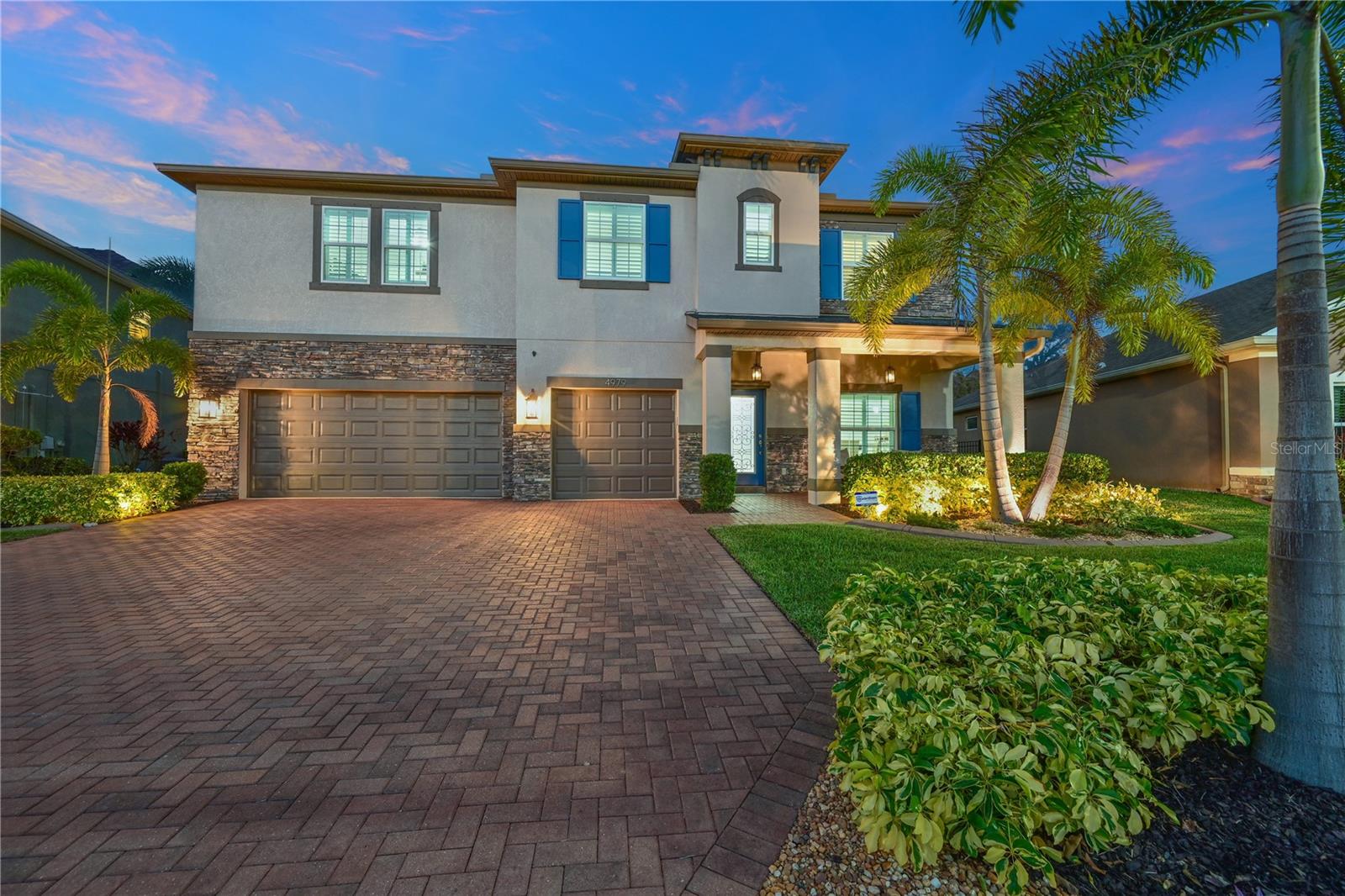 Listing photo id 37 for 4979 60th Avenue Circle E