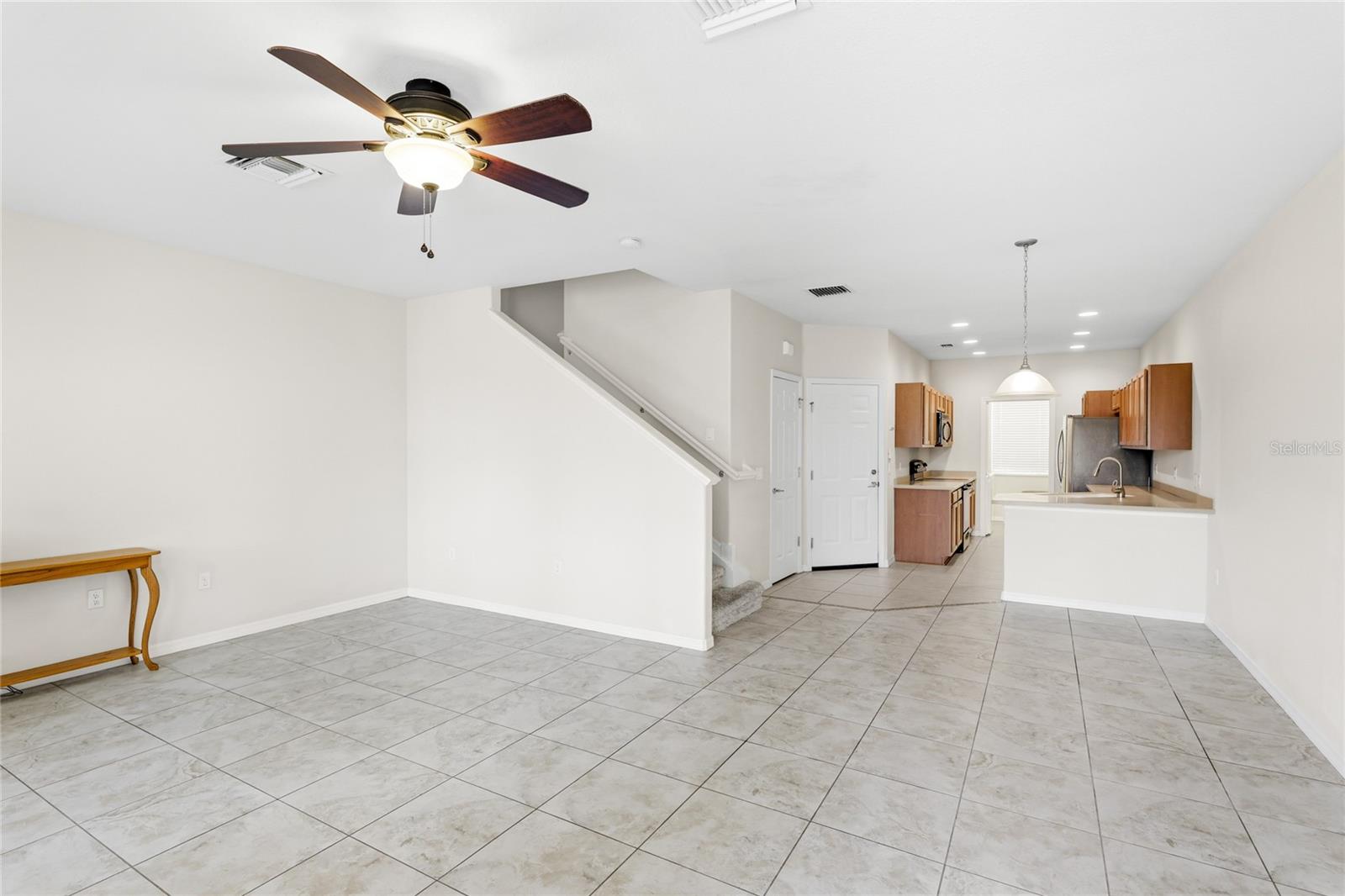 Image 5 of 30 For 3730 82nd Avenue Circle E 104