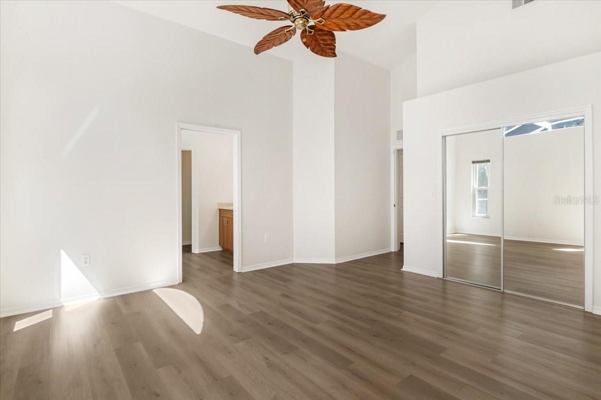 Image 16 of 50 For 6801 Superior Street Circle