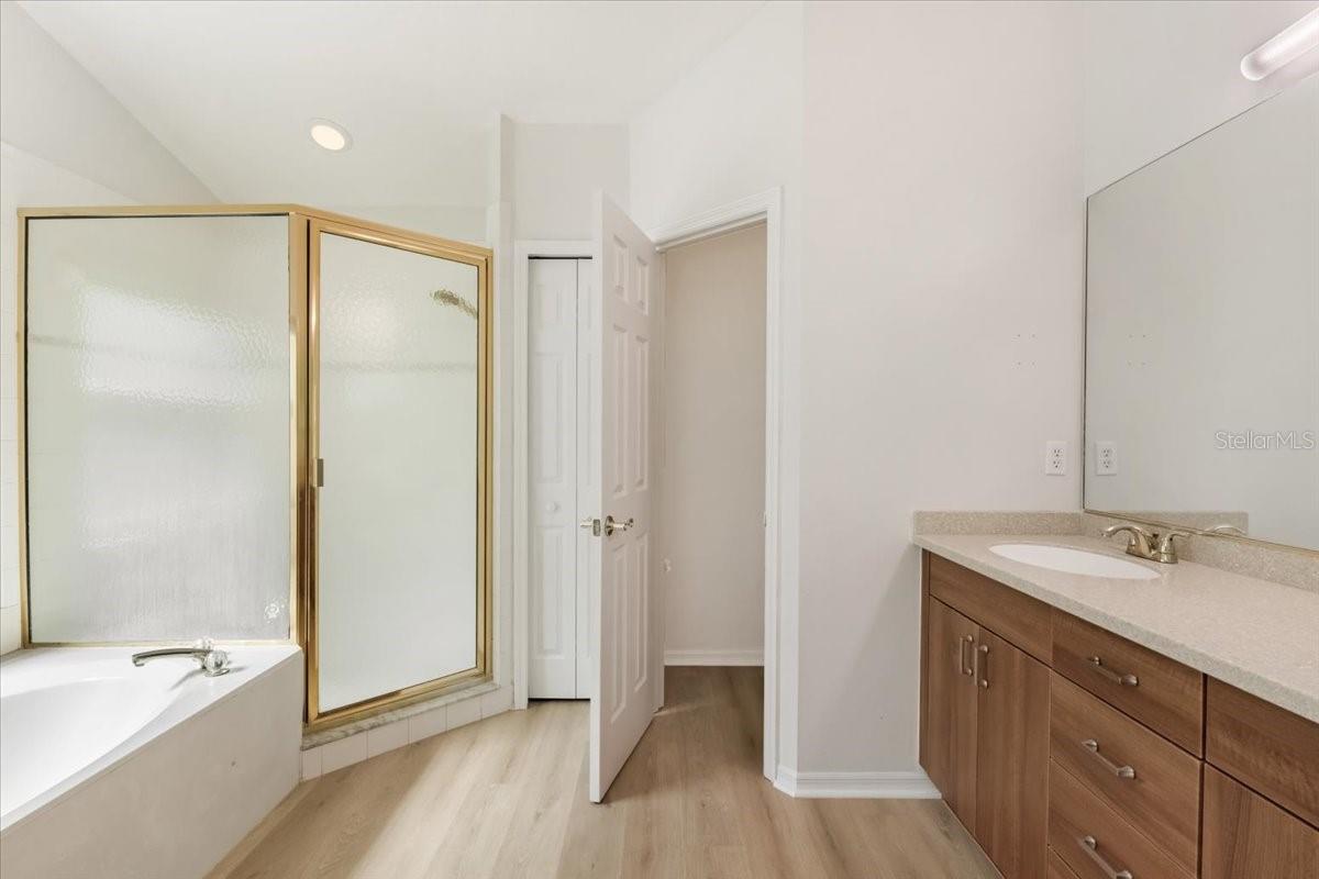 Image 20 of 50 For 6801 Superior Street Circle