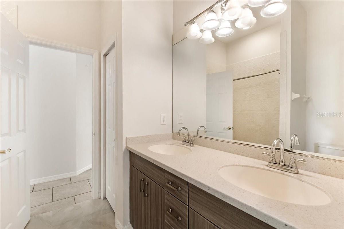 Image 28 of 50 For 6801 Superior Street Circle