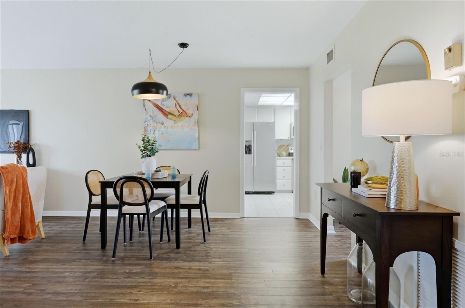 Image 7 of 73 For 5058 Marsh Field Road 8