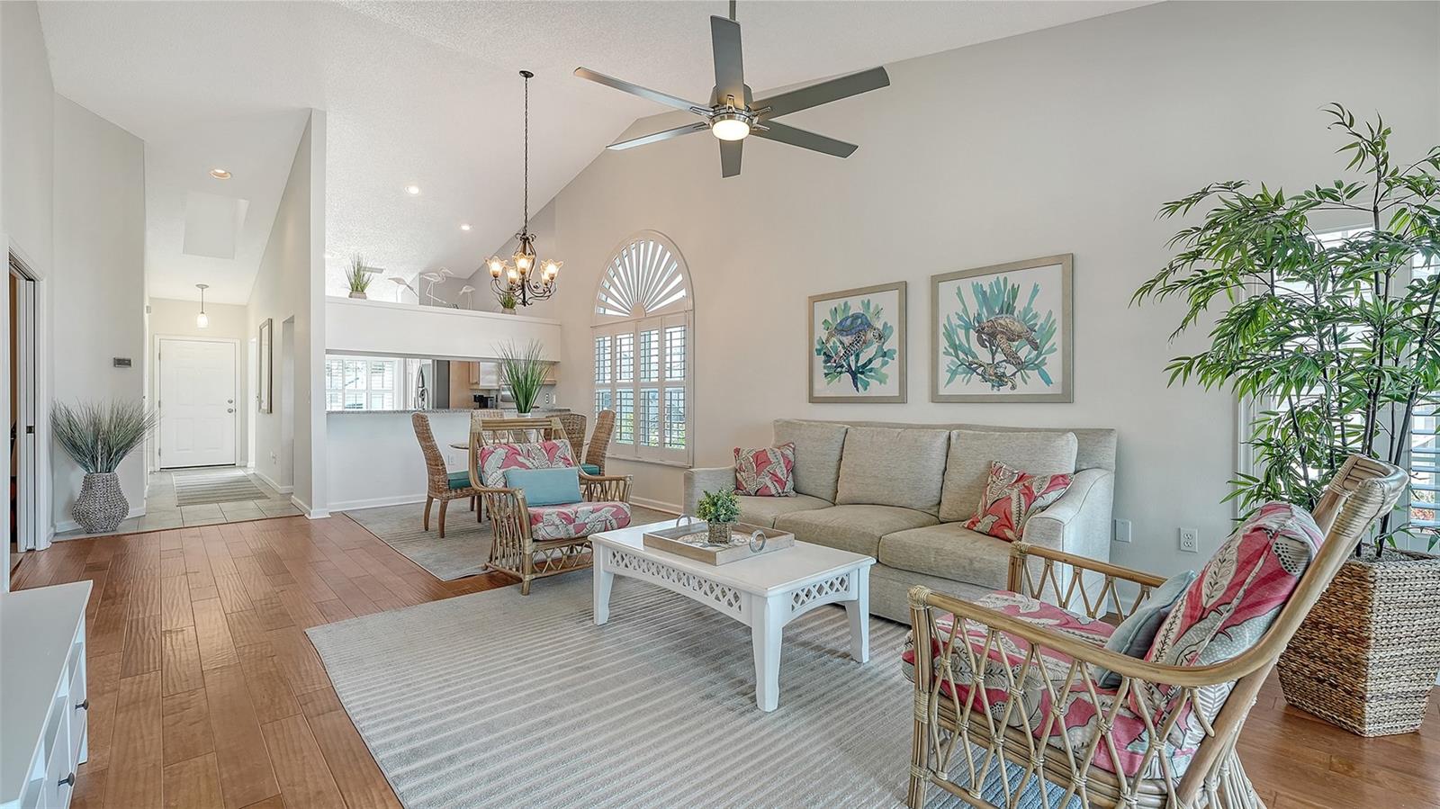 Image 11 of 96 For 1005 Pelican Court