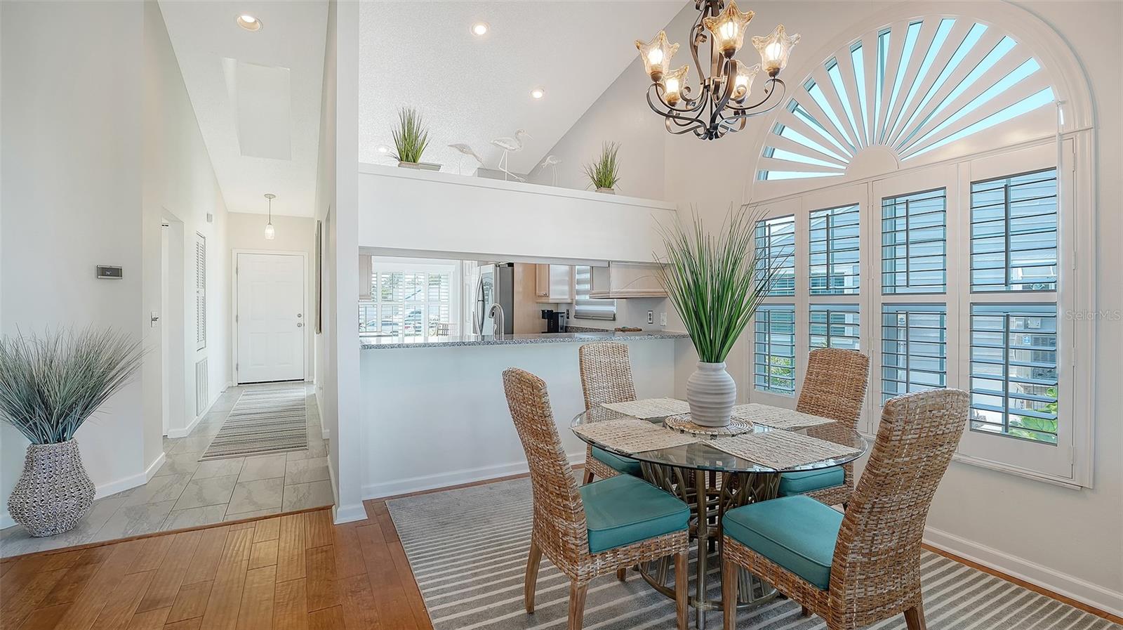 Image 12 of 96 For 1005 Pelican Court