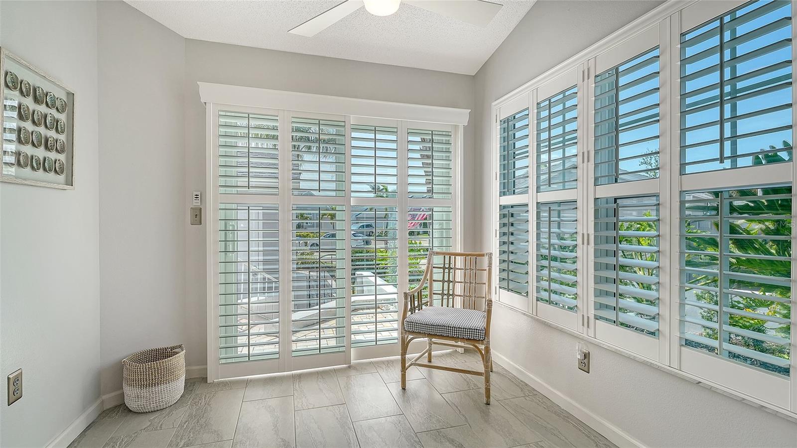 Image 19 of 96 For 1005 Pelican Court