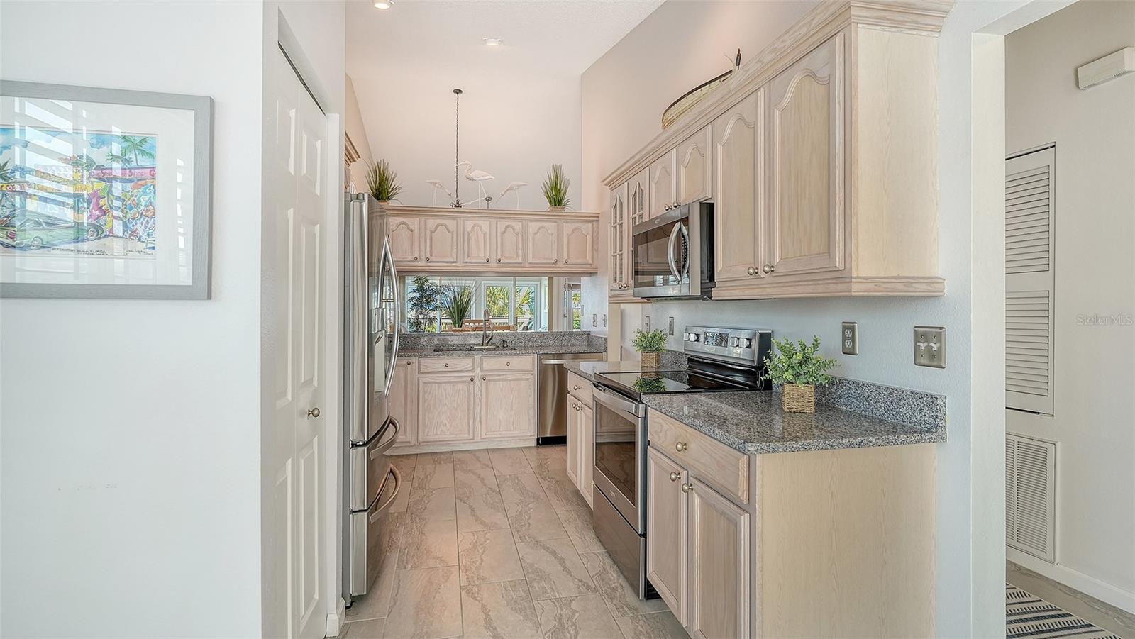 Image 20 of 96 For 1005 Pelican Court