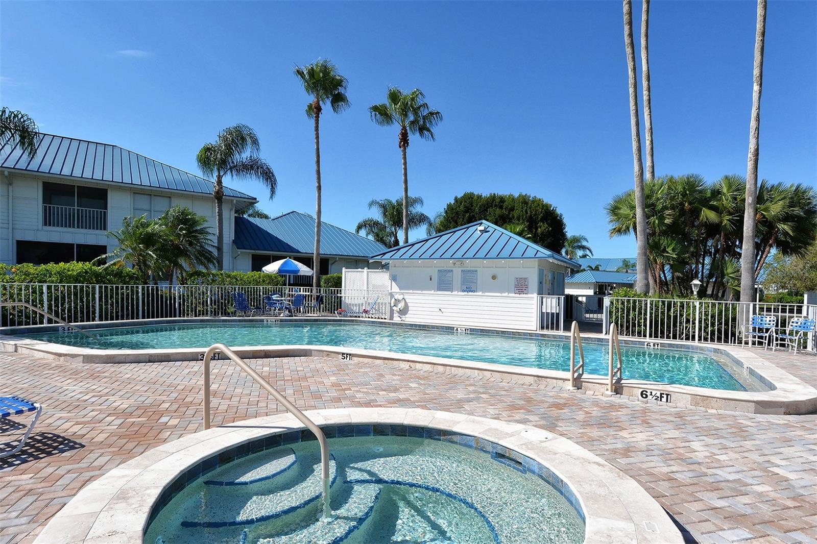 Image 50 of 96 For 1005 Pelican Court