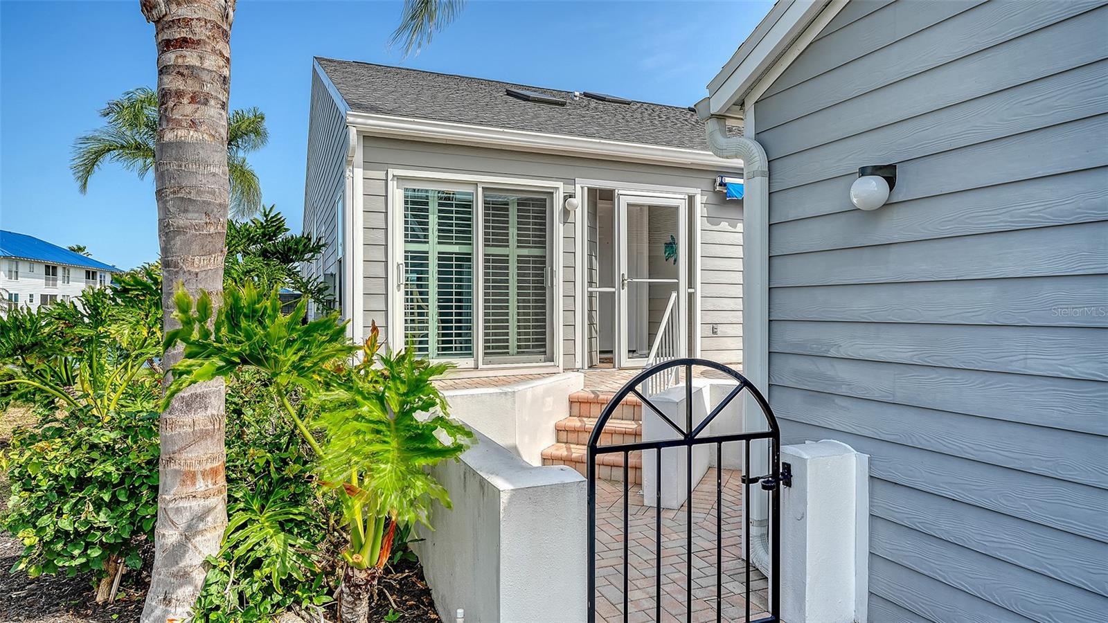 Image 8 of 96 For 1005 Pelican Court