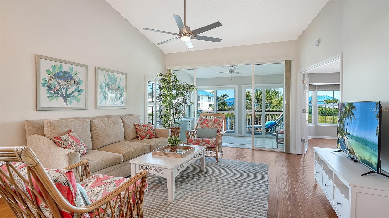 Image 9 of 96 For 1005 Pelican Court