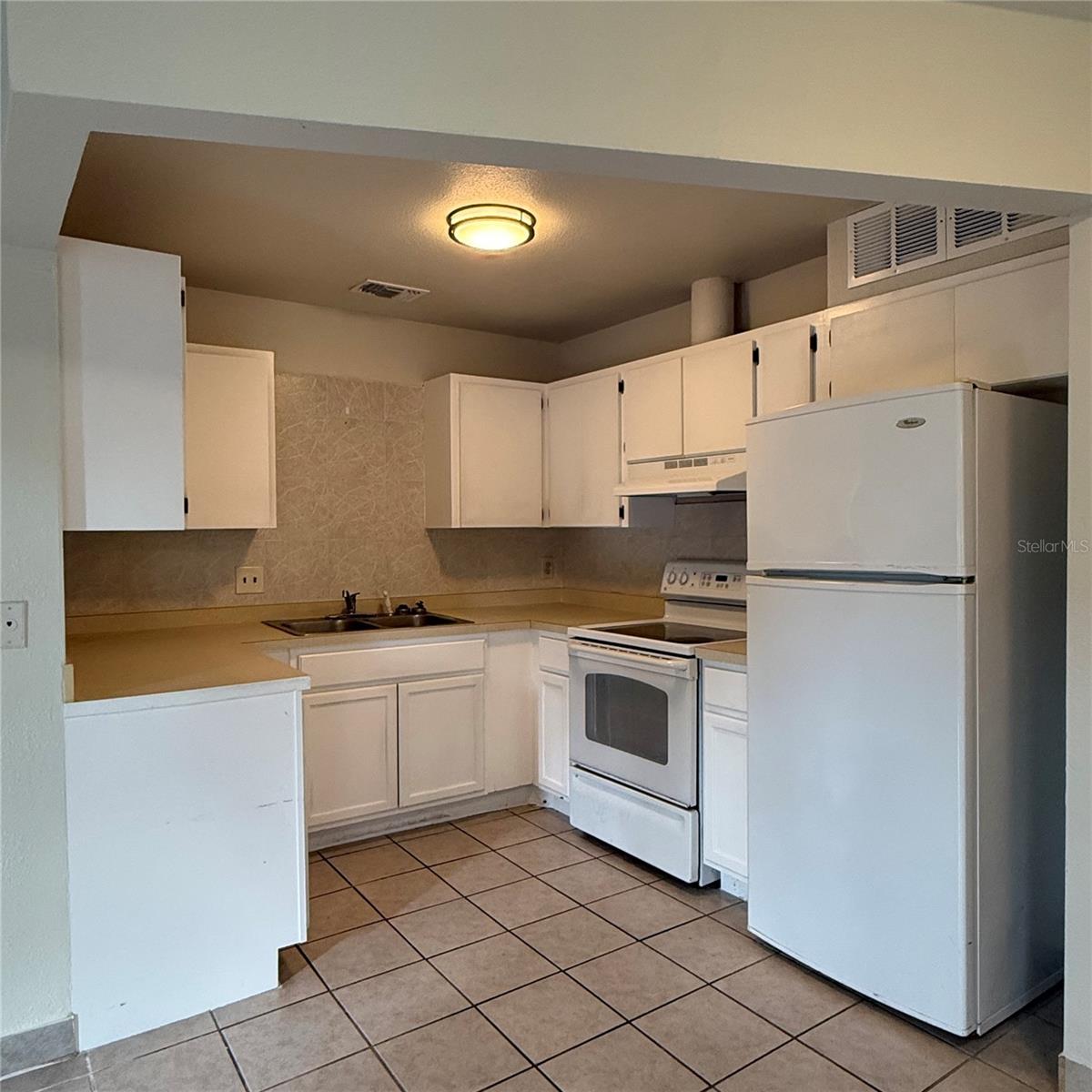 Image 3 of 11 For 328 Ortiz Boulevard B