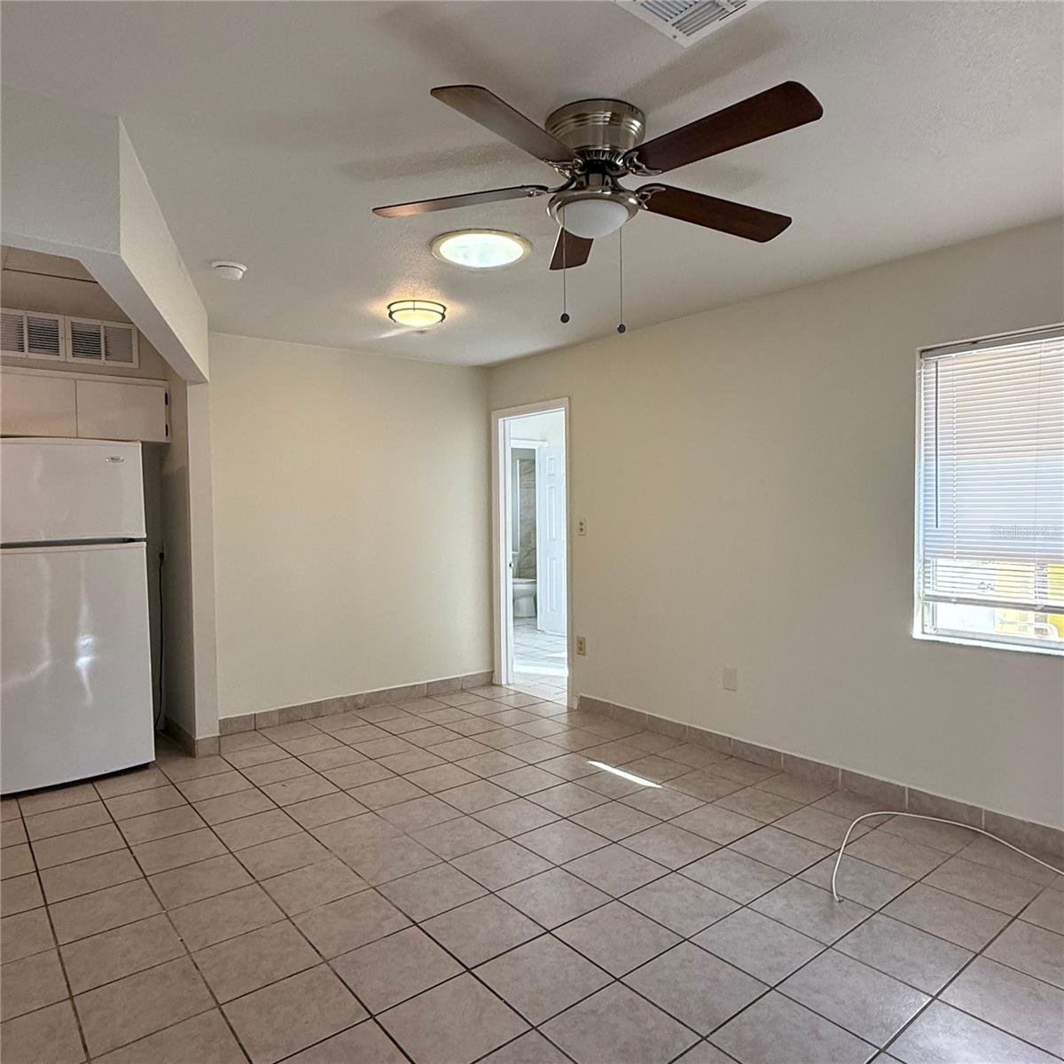 Image 4 of 11 For 328 Ortiz Boulevard B