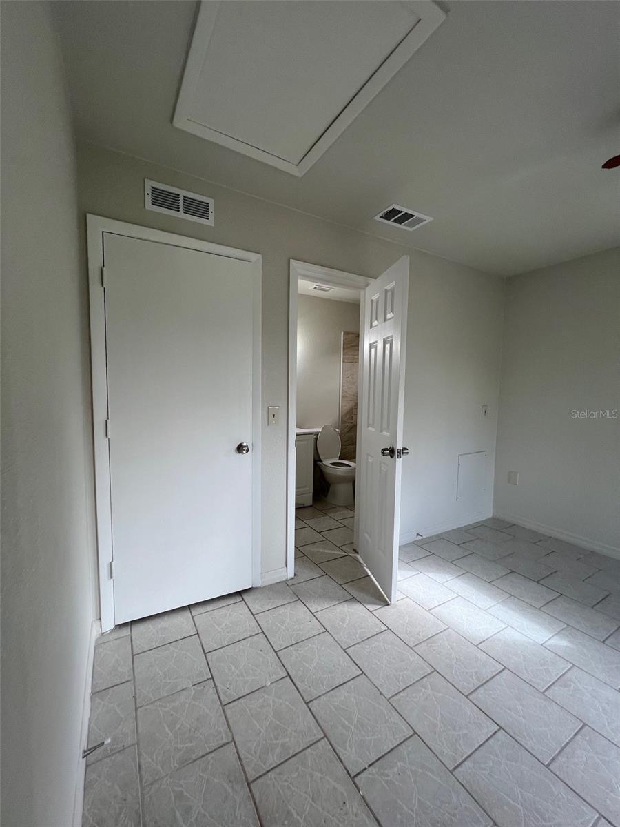 Image 9 of 11 For 328 Ortiz Boulevard B