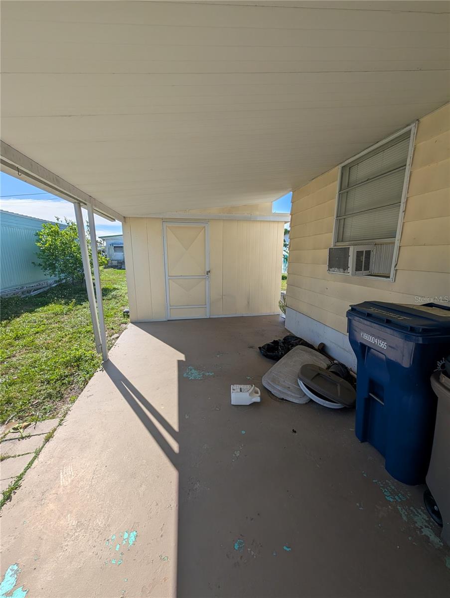 Image 3 of 11 For 408 51st Avenue Drive W