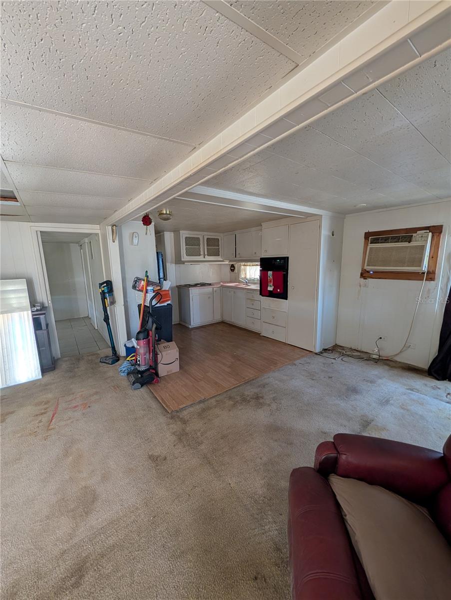 Image 9 of 11 For 408 51st Avenue Drive W