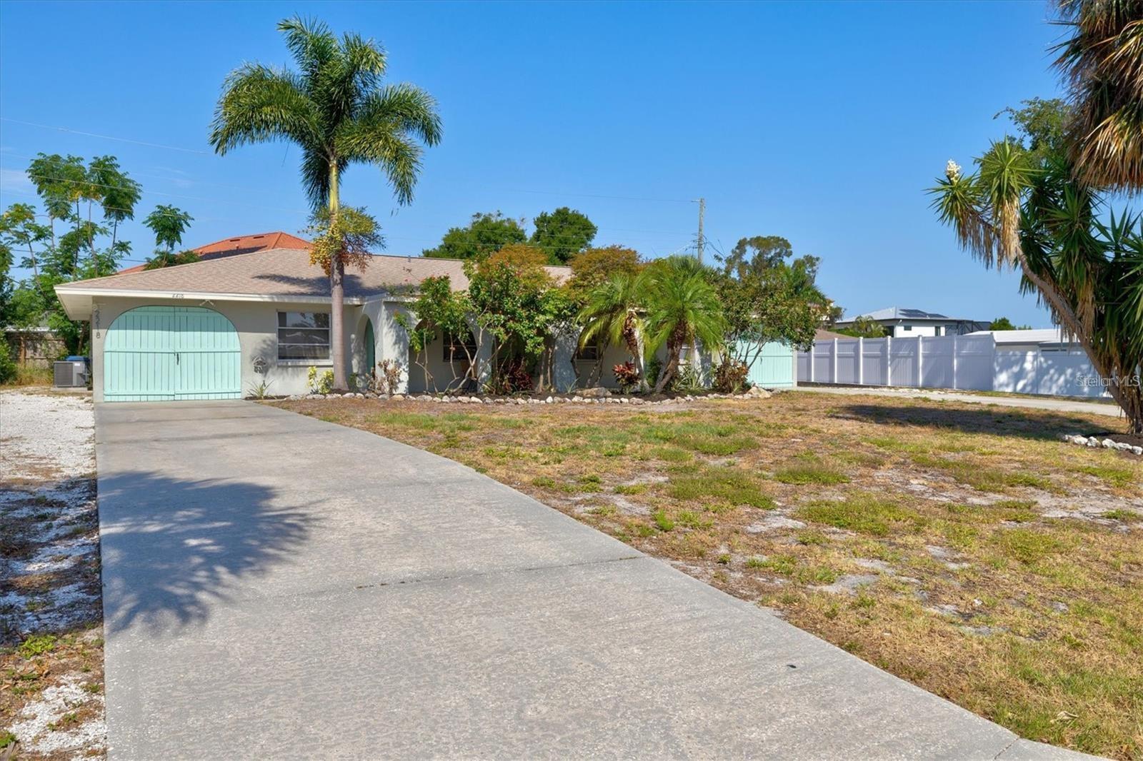 Image 2 of 49 For 2214 Michele Drive