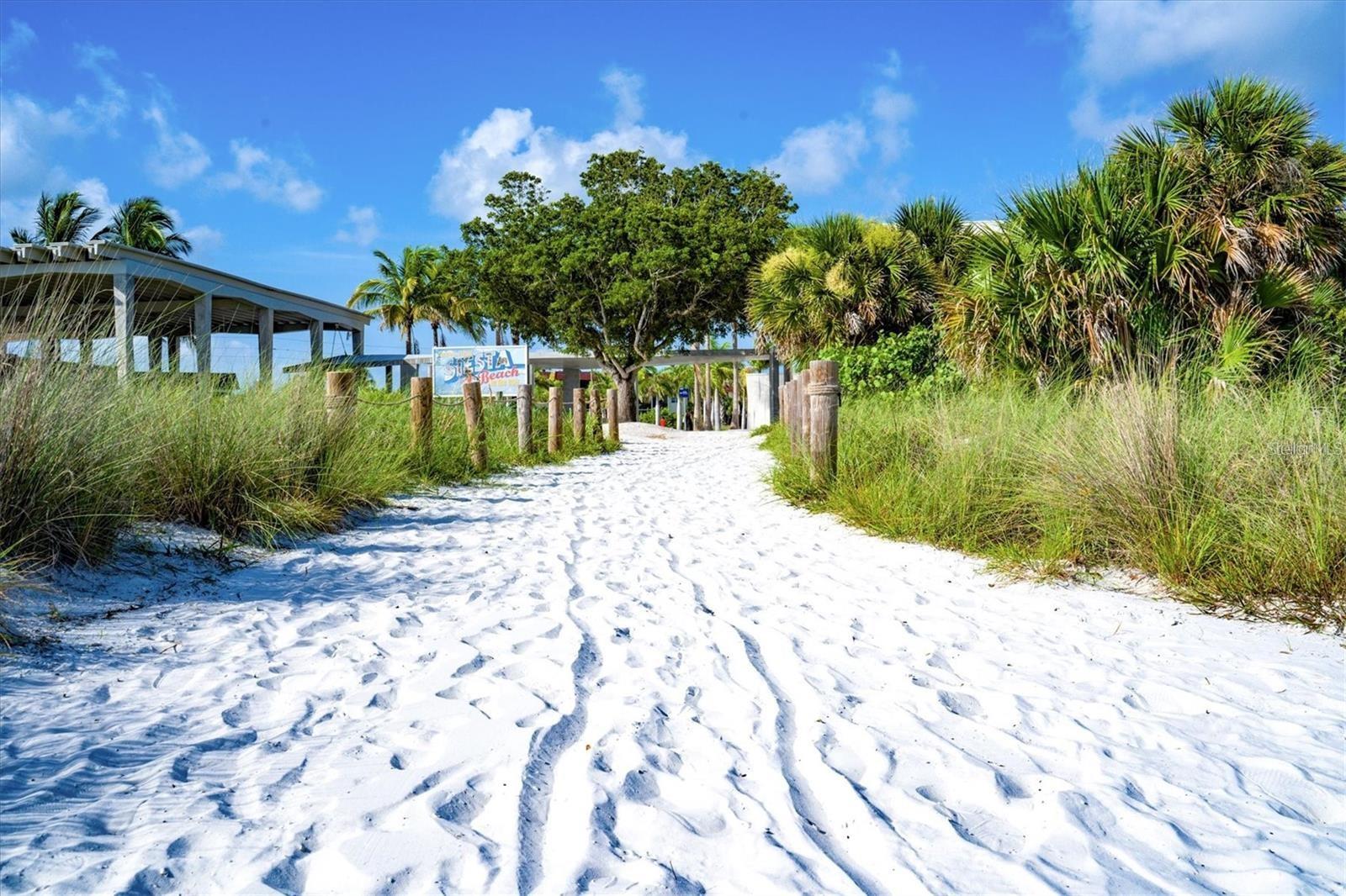 Image 45 of 49 For 2214 Michele Drive