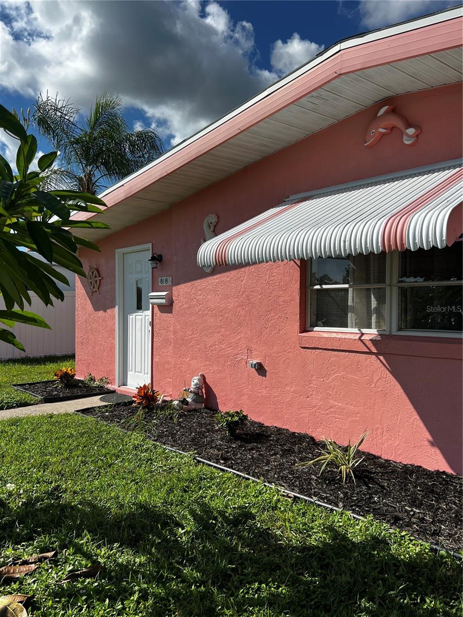 Image 3 of 21 For 8186 Agress Avenue