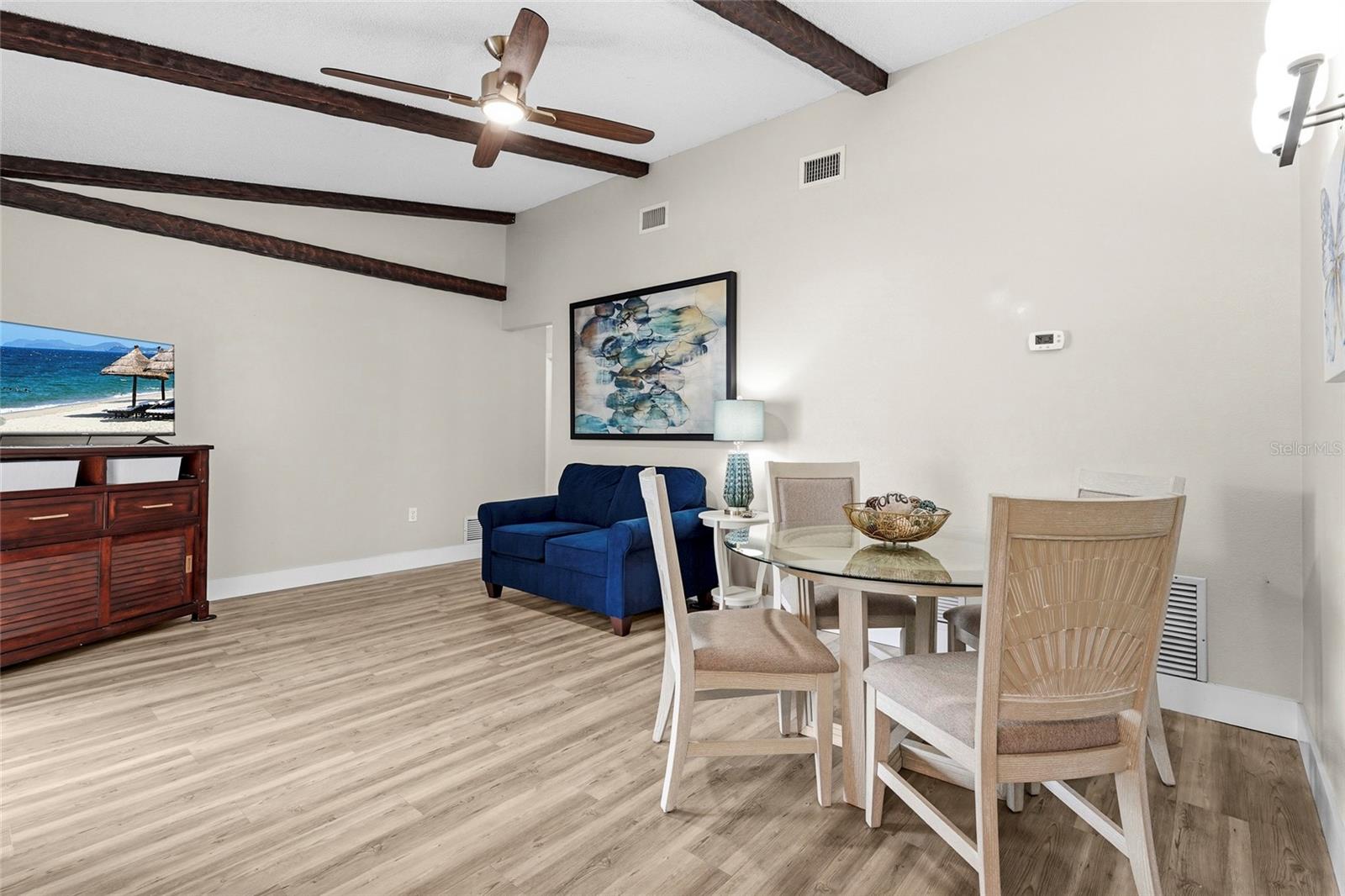 Image 16 of 40 For 7320 Meadowbrook Drive