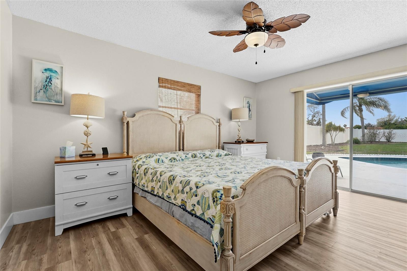 Image 17 of 40 For 7320 Meadowbrook Drive