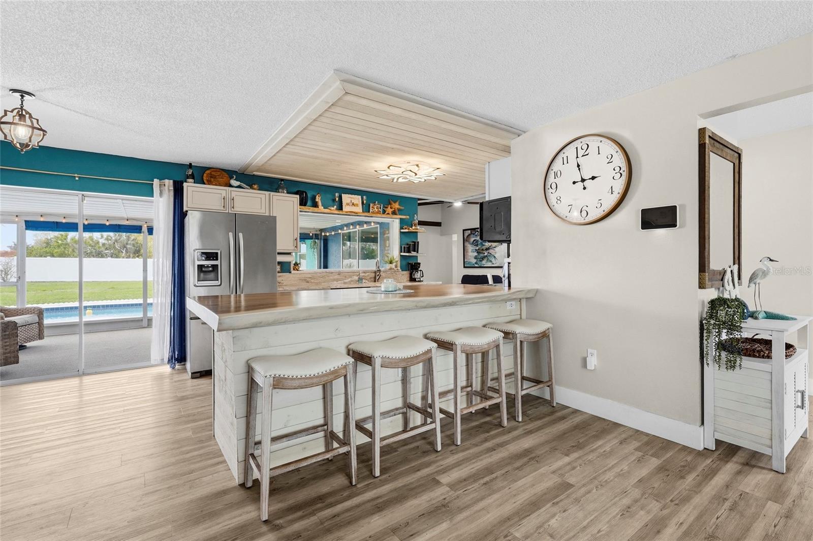 Image 3 of 40 For 7320 Meadowbrook Drive