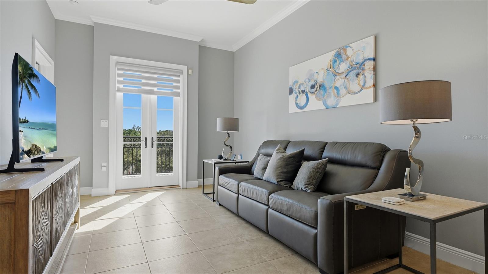 Image 11 of 35 For 445 Orange Avenue 306