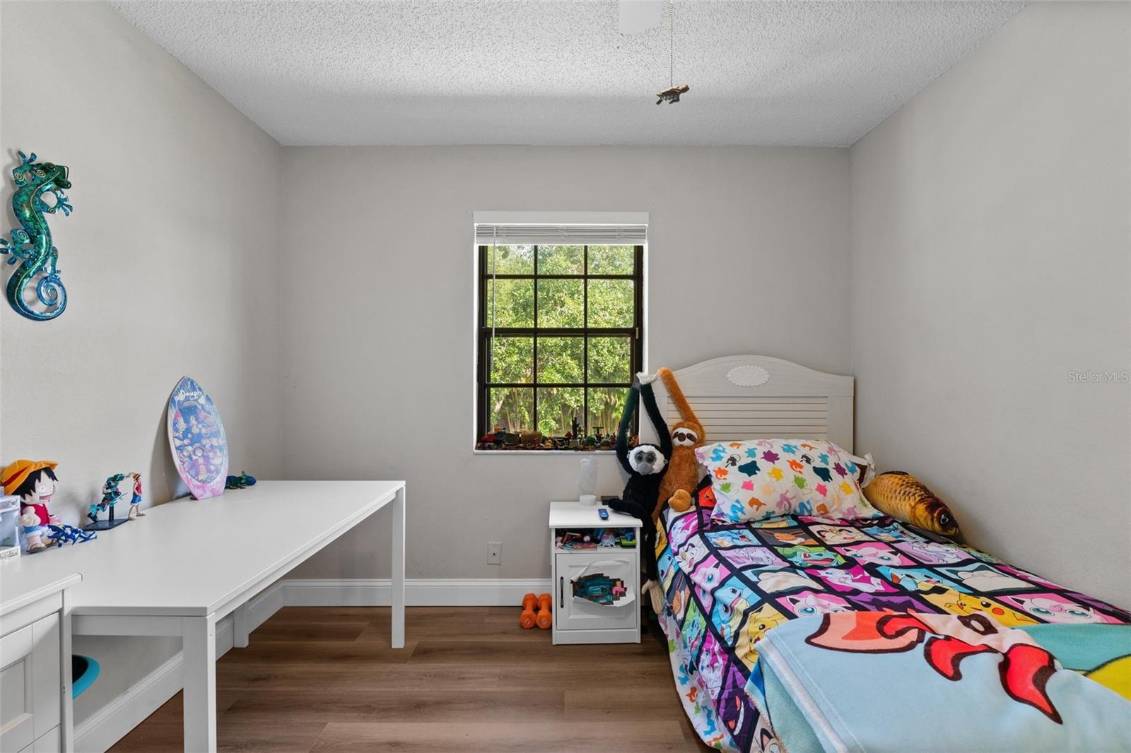 Image 23 of 37 For 19505 Quesada Avenue Vv201