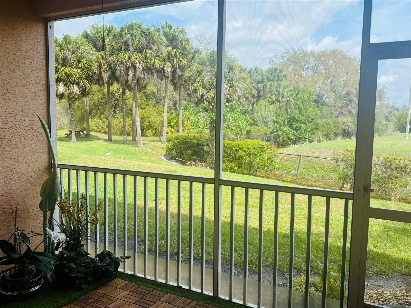 Image 18 of 57 For 5647 Key Largo Court C-07