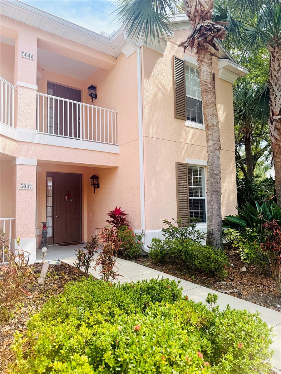 Image 5 of 57 For 5647 Key Largo Court C-07