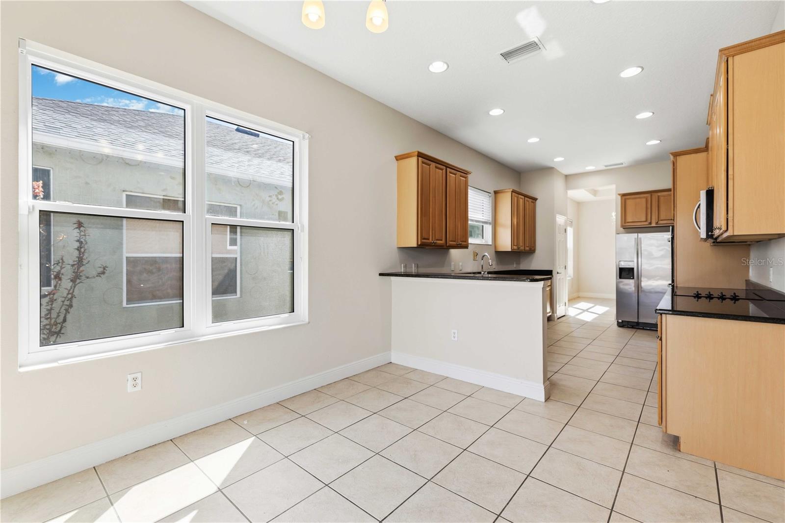 Image 20 of 47 For 3736 Summerwind Circle