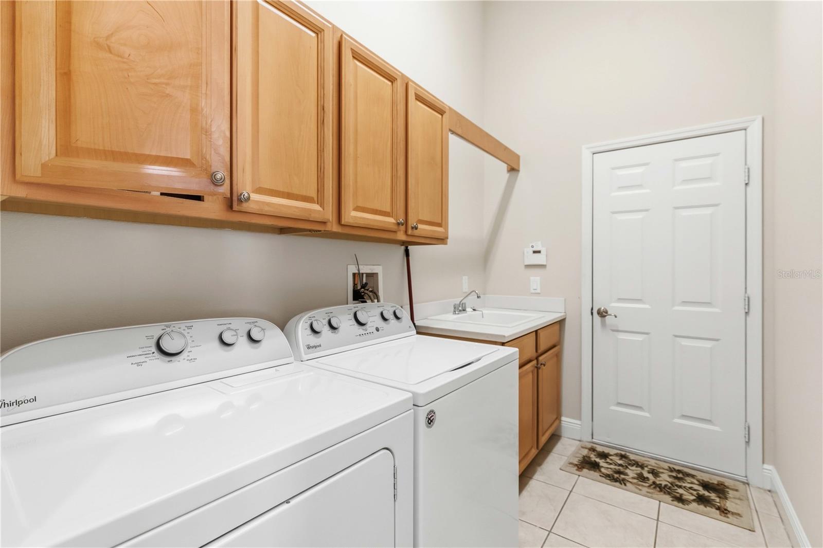 Image 33 of 47 For 3736 Summerwind Circle