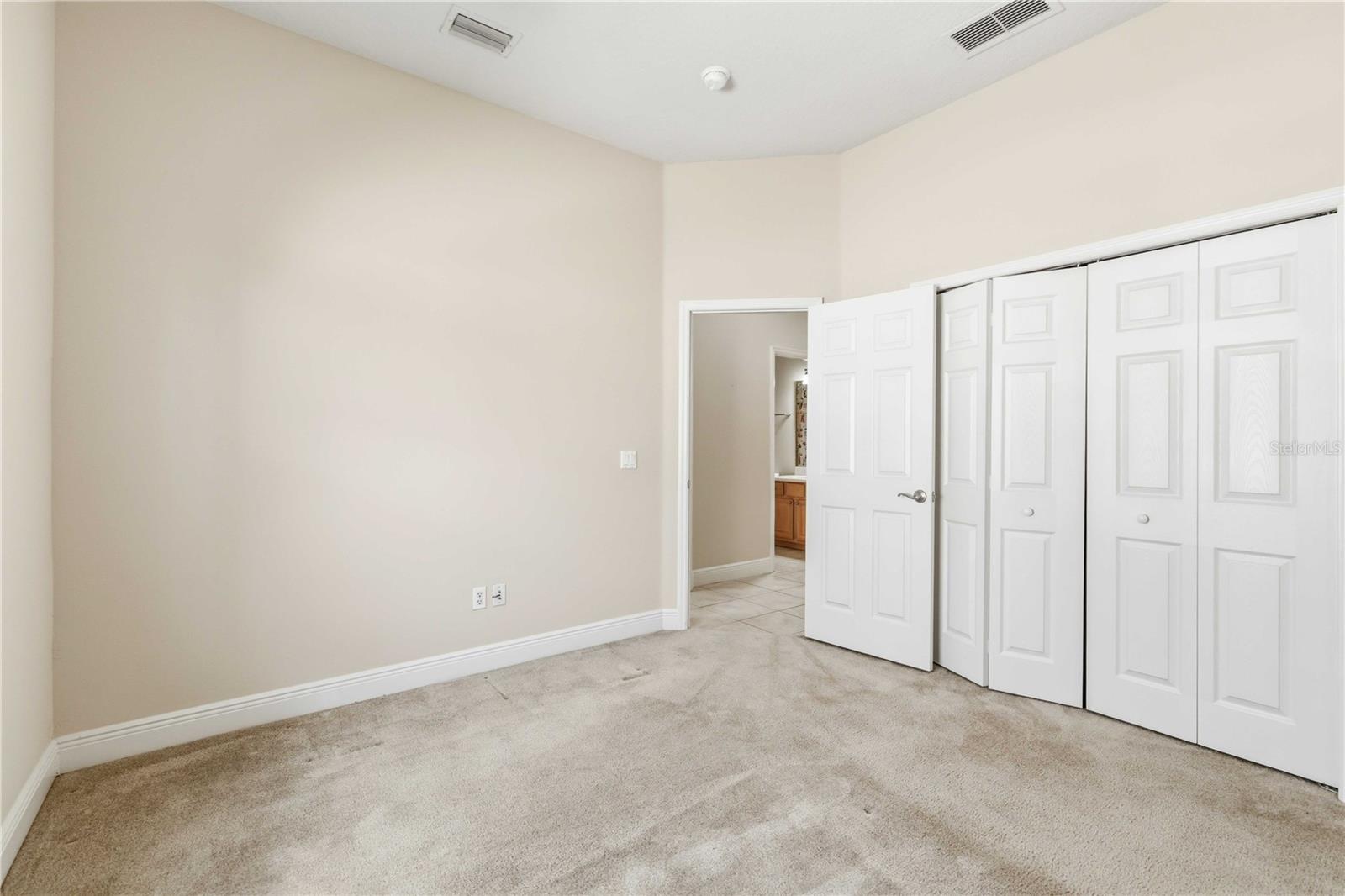 Image 35 of 47 For 3736 Summerwind Circle