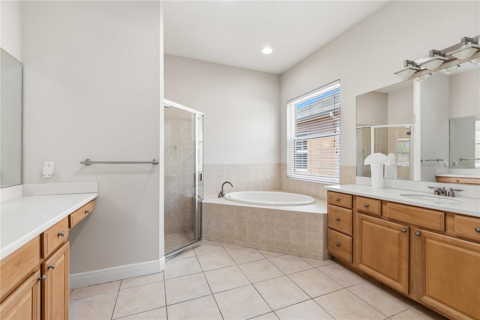 Image 43 of 47 For 3736 Summerwind Circle