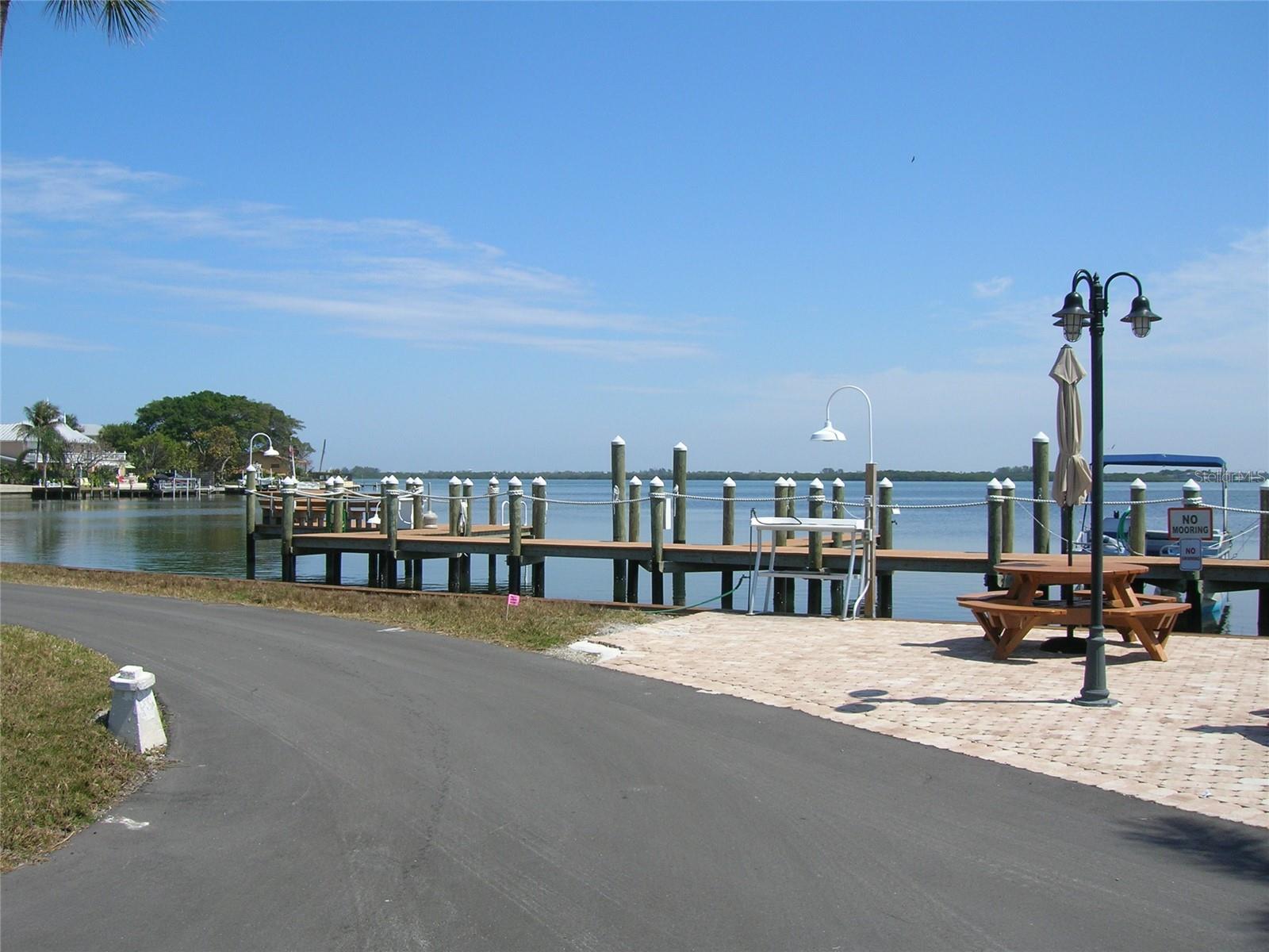 Image 13 of 16 For 2601 Gulf Drive N 310