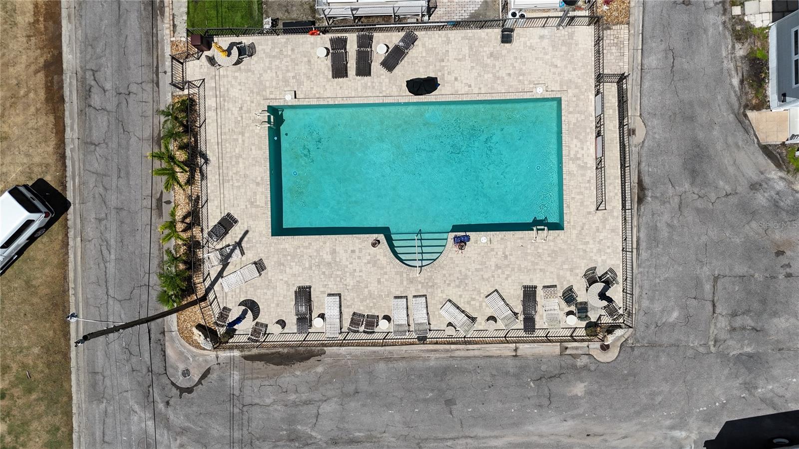 Image 8 of 16 For 2601 Gulf Drive N 310