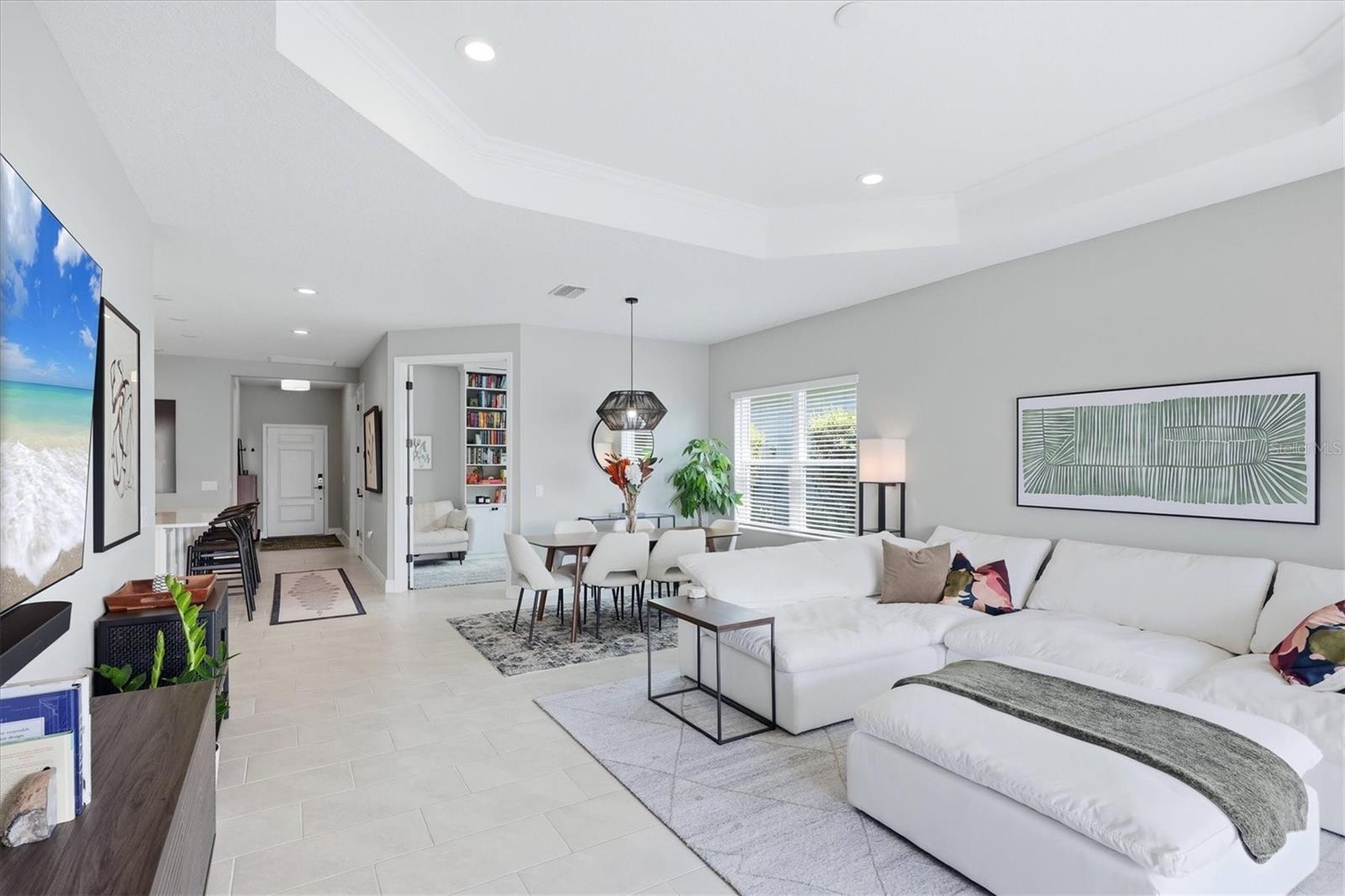 Image 17 of 82 For 12826 Seasong Terrace