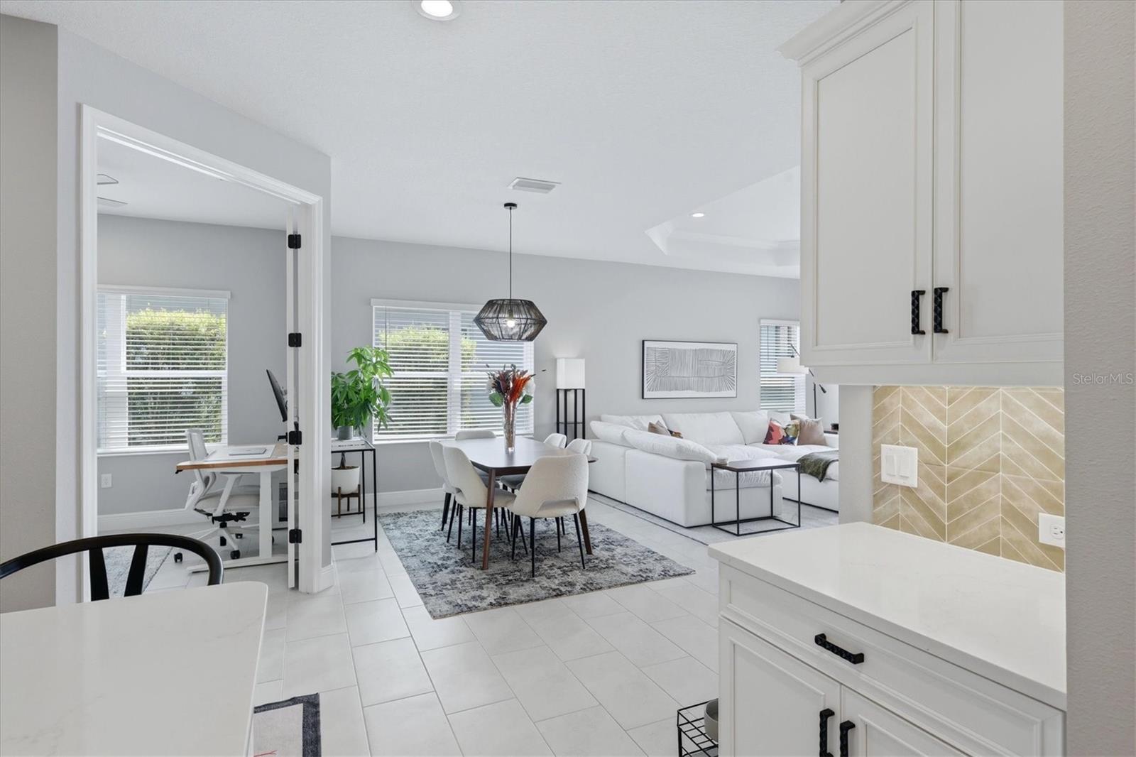 Image 24 of 82 For 12826 Seasong Terrace