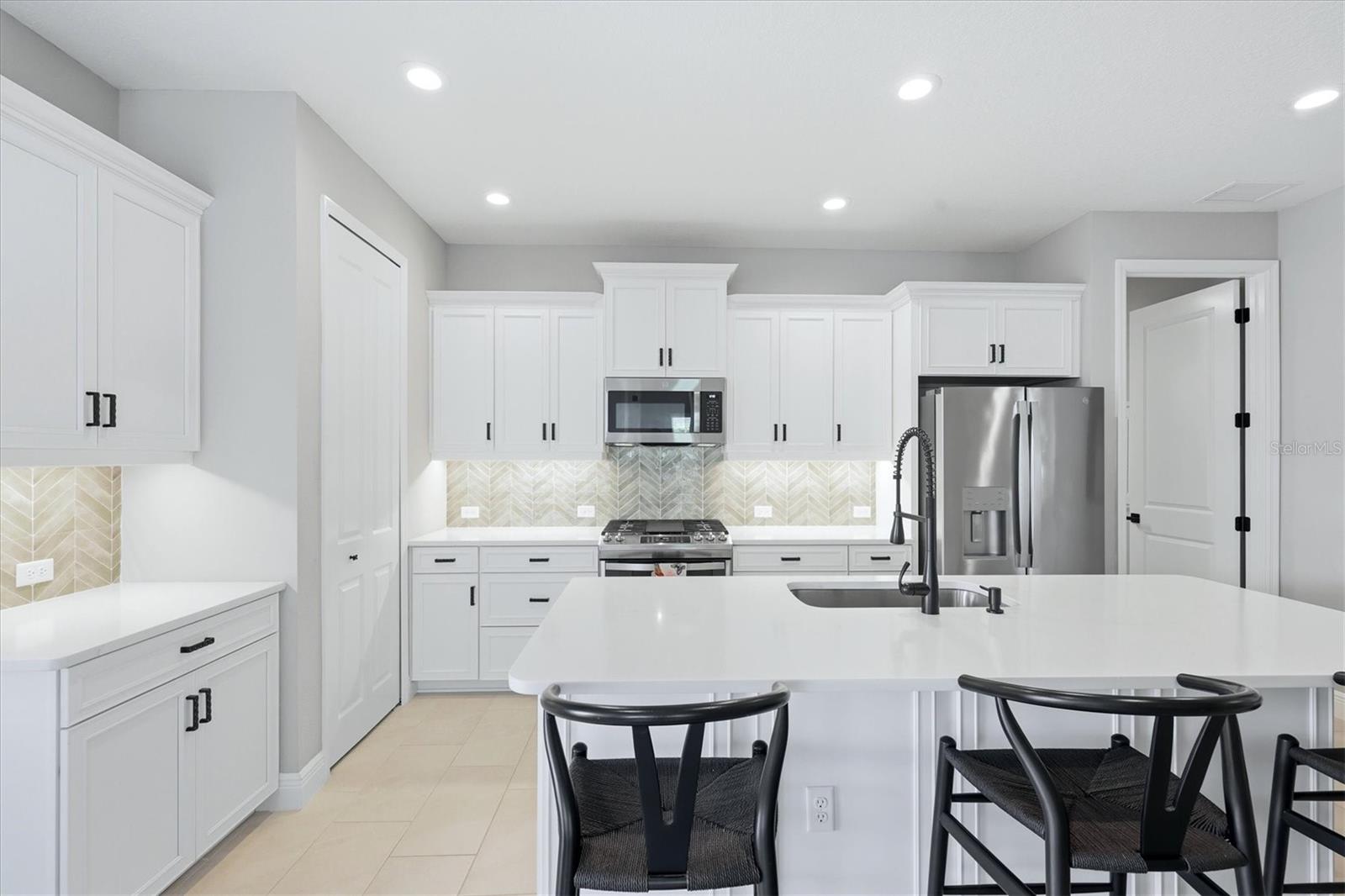 Image 25 of 82 For 12826 Seasong Terrace