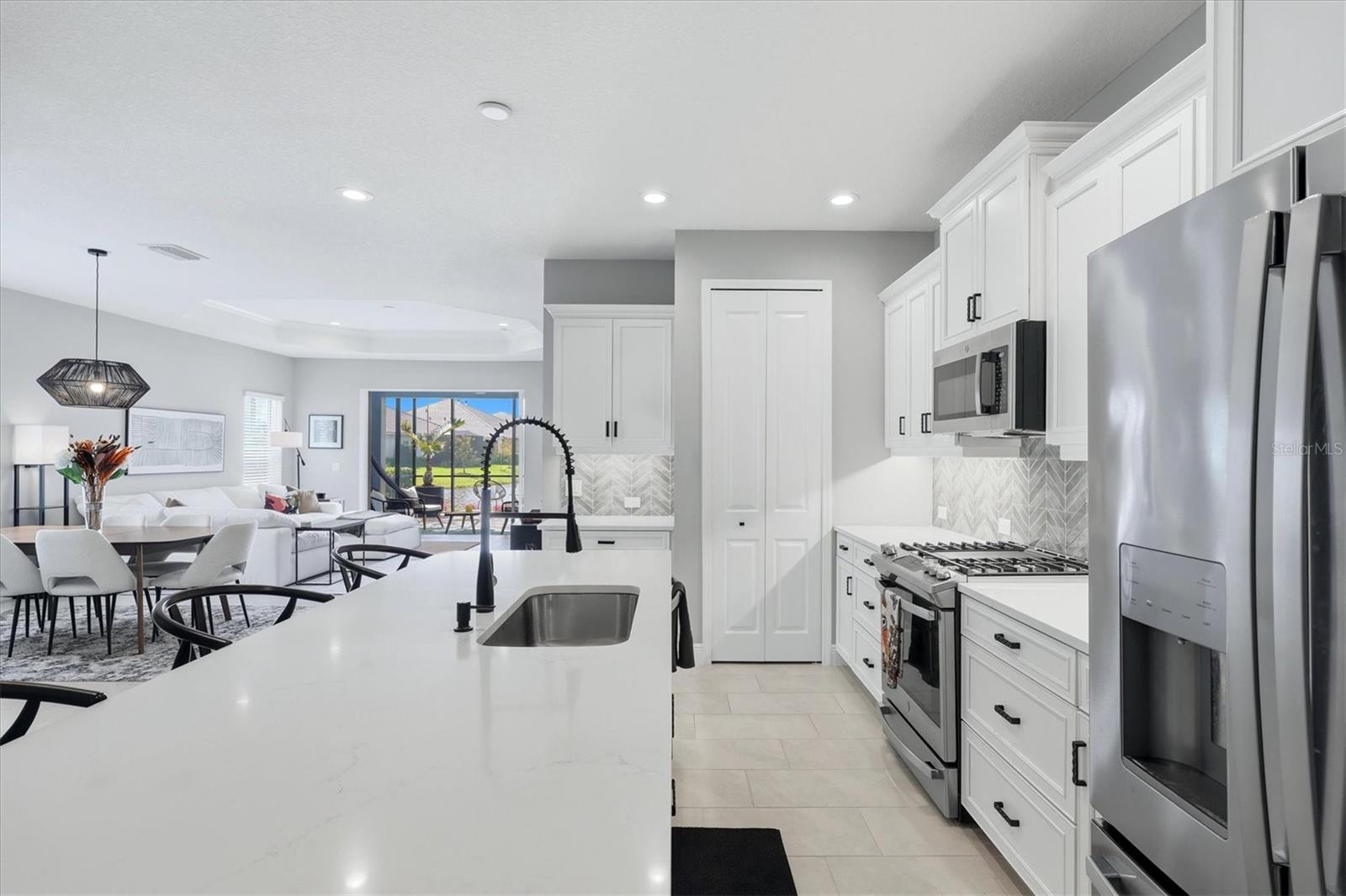 Image 31 of 82 For 12826 Seasong Terrace