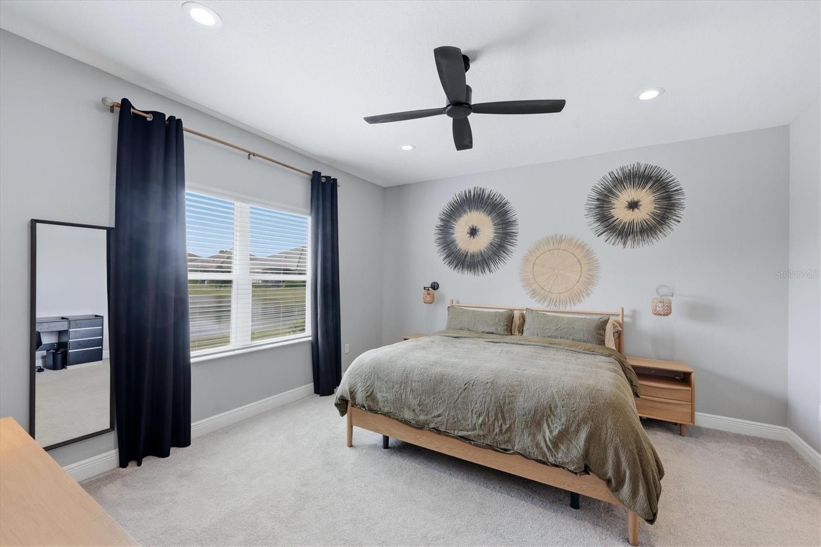 Image 33 of 82 For 12826 Seasong Terrace