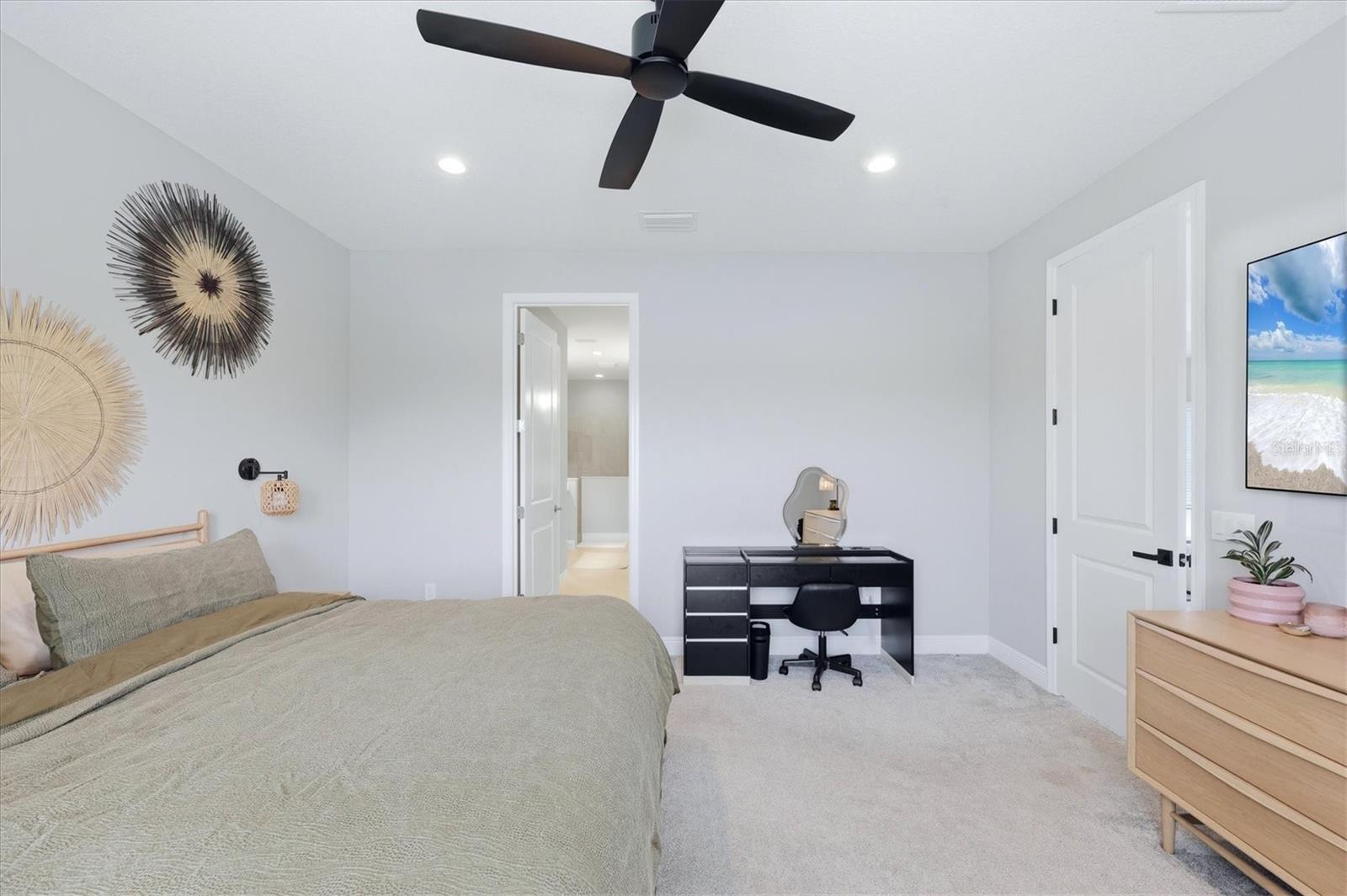 Image 35 of 82 For 12826 Seasong Terrace