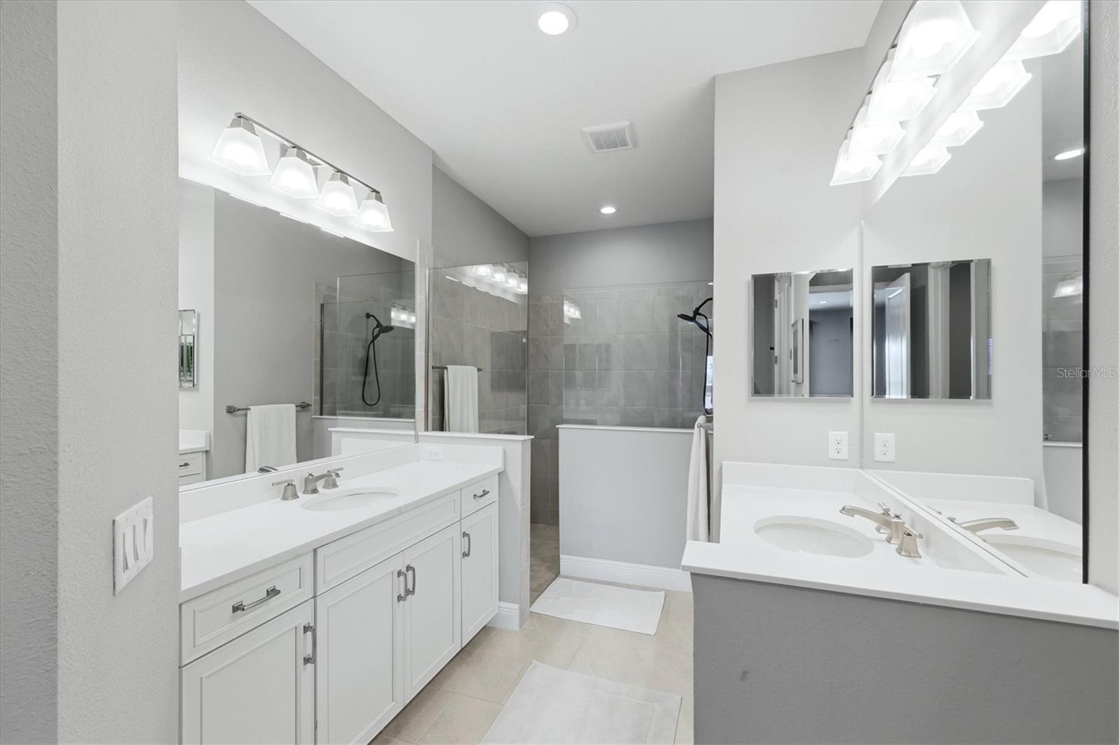 Image 36 of 82 For 12826 Seasong Terrace