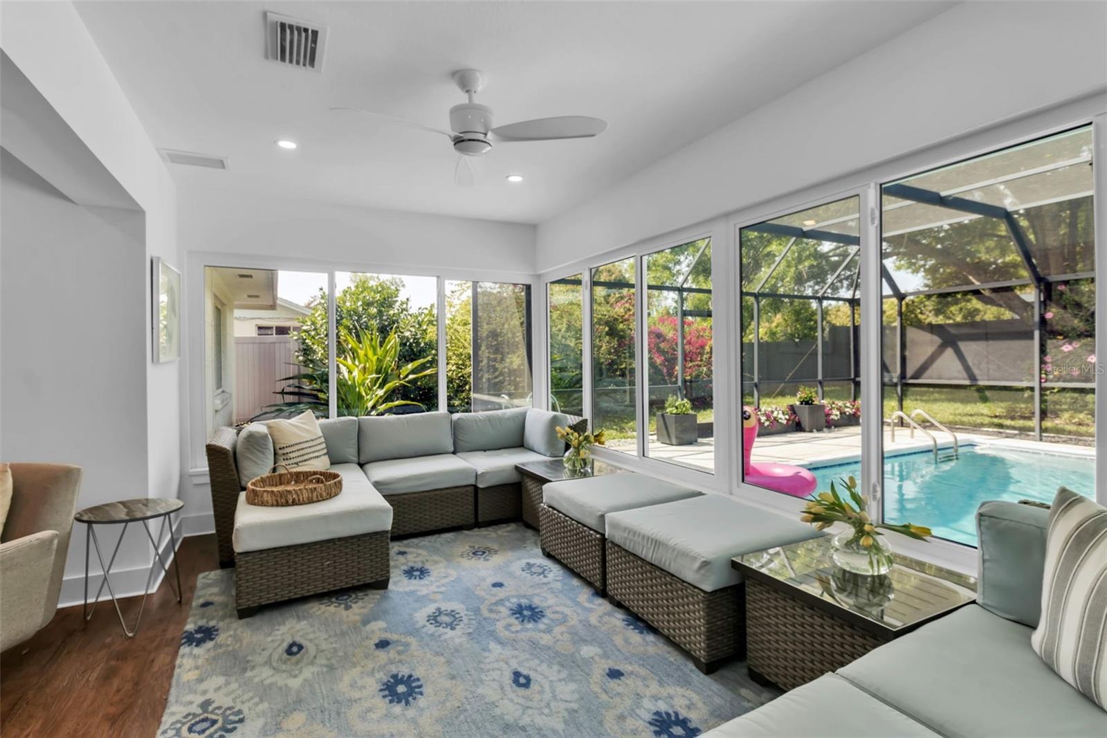 Image 12 of 63 For 2587 Ringling Boulevard