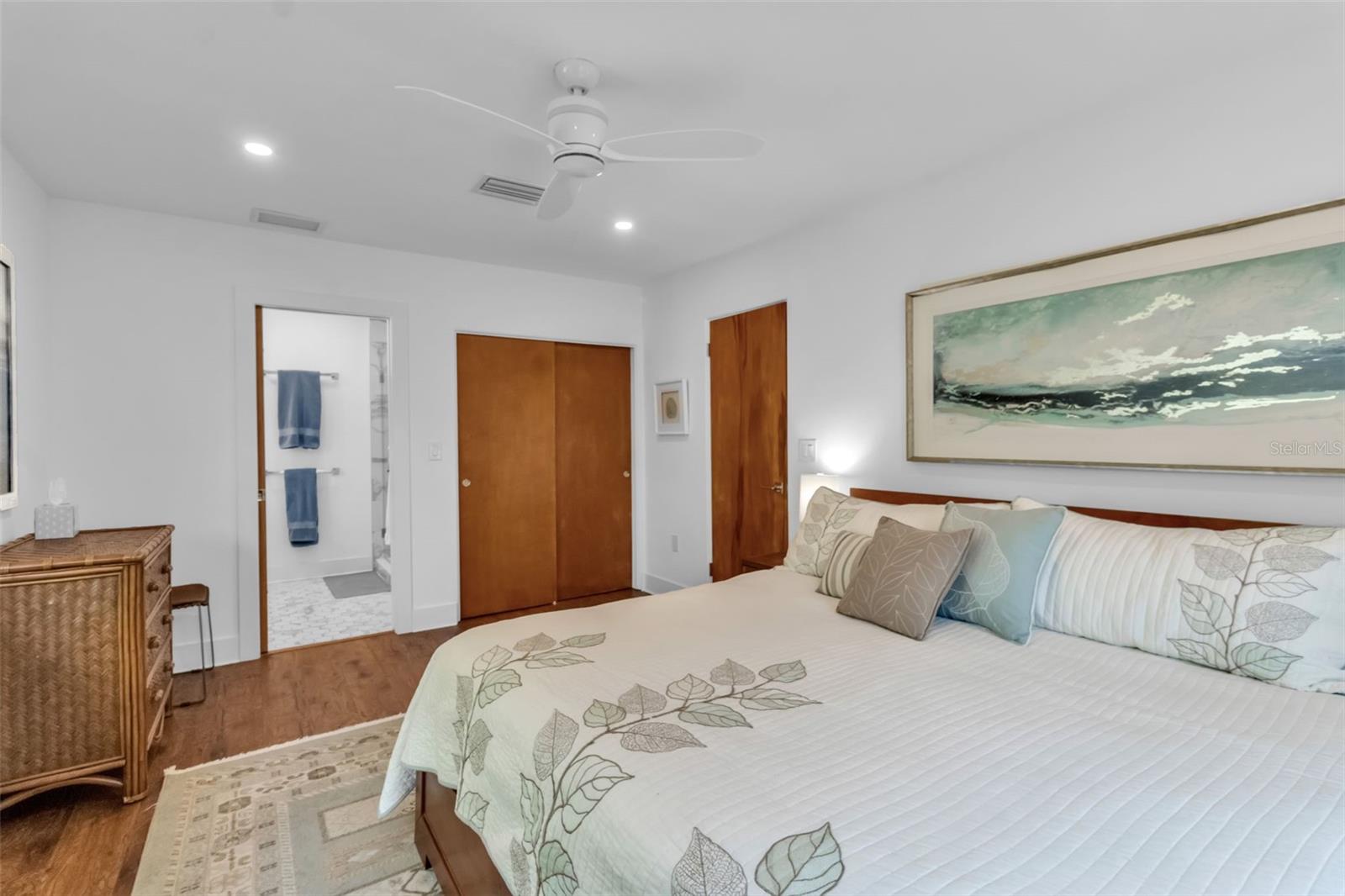 Image 21 of 63 For 2587 Ringling Boulevard