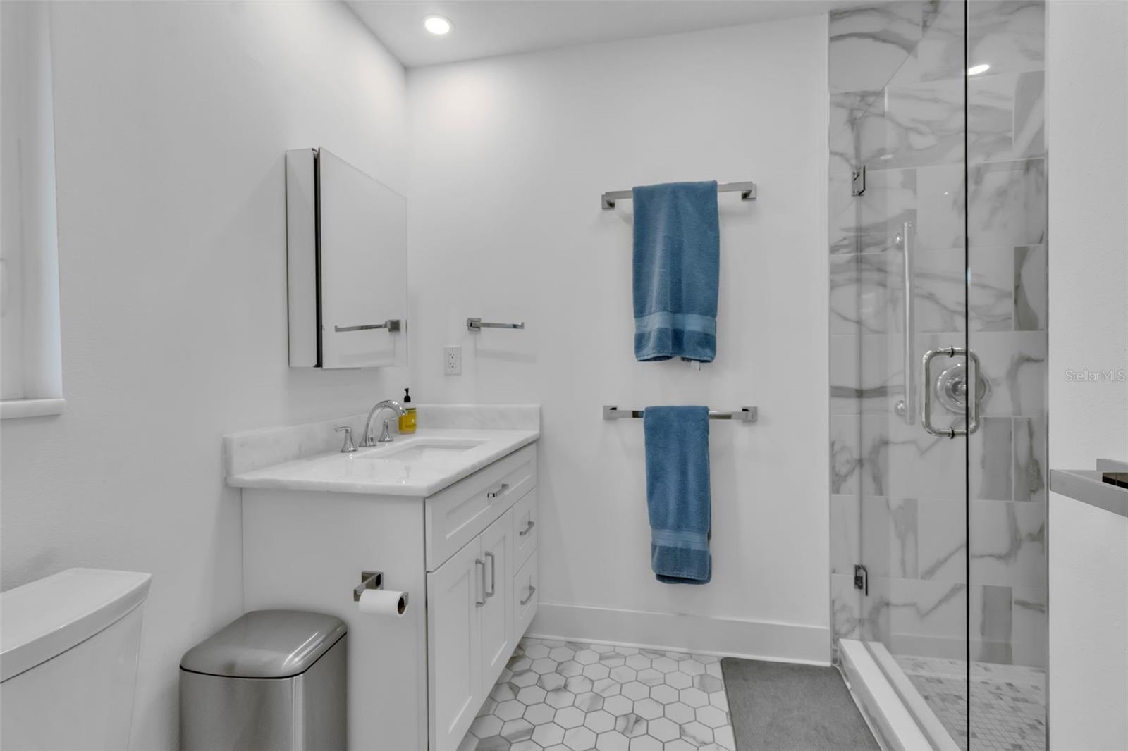 Image 24 of 63 For 2587 Ringling Boulevard