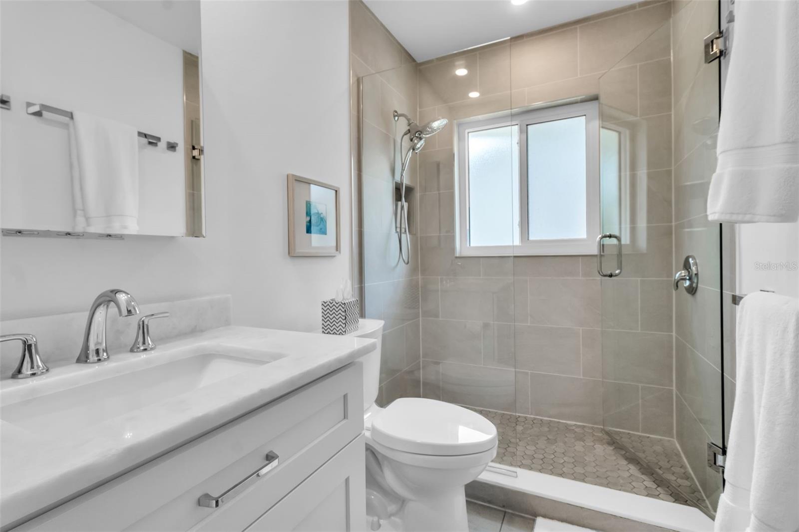 Image 35 of 63 For 2587 Ringling Boulevard