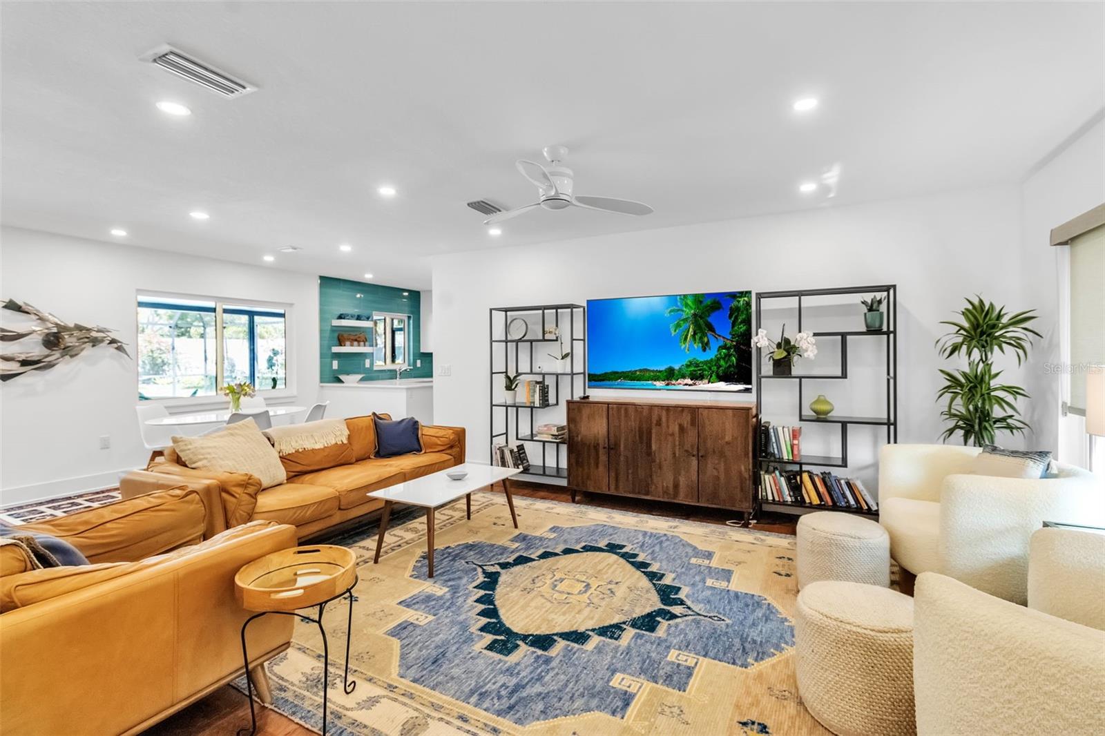 Image 5 of 63 For 2587 Ringling Boulevard